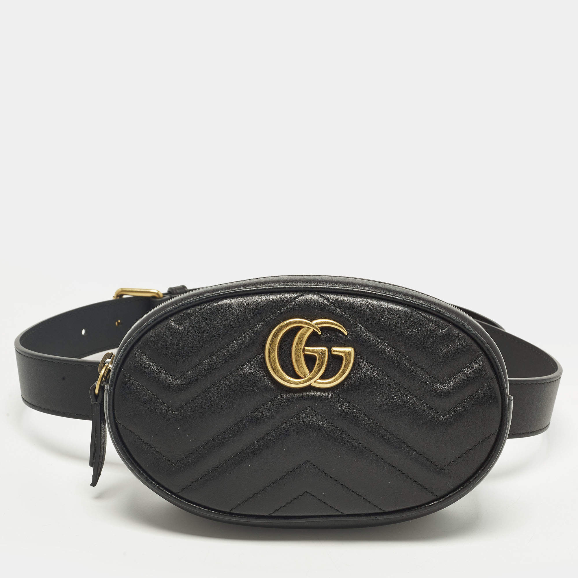 Pre Owned Gucci GG Marmont Belt Mini Black Matelassé Leather Bag