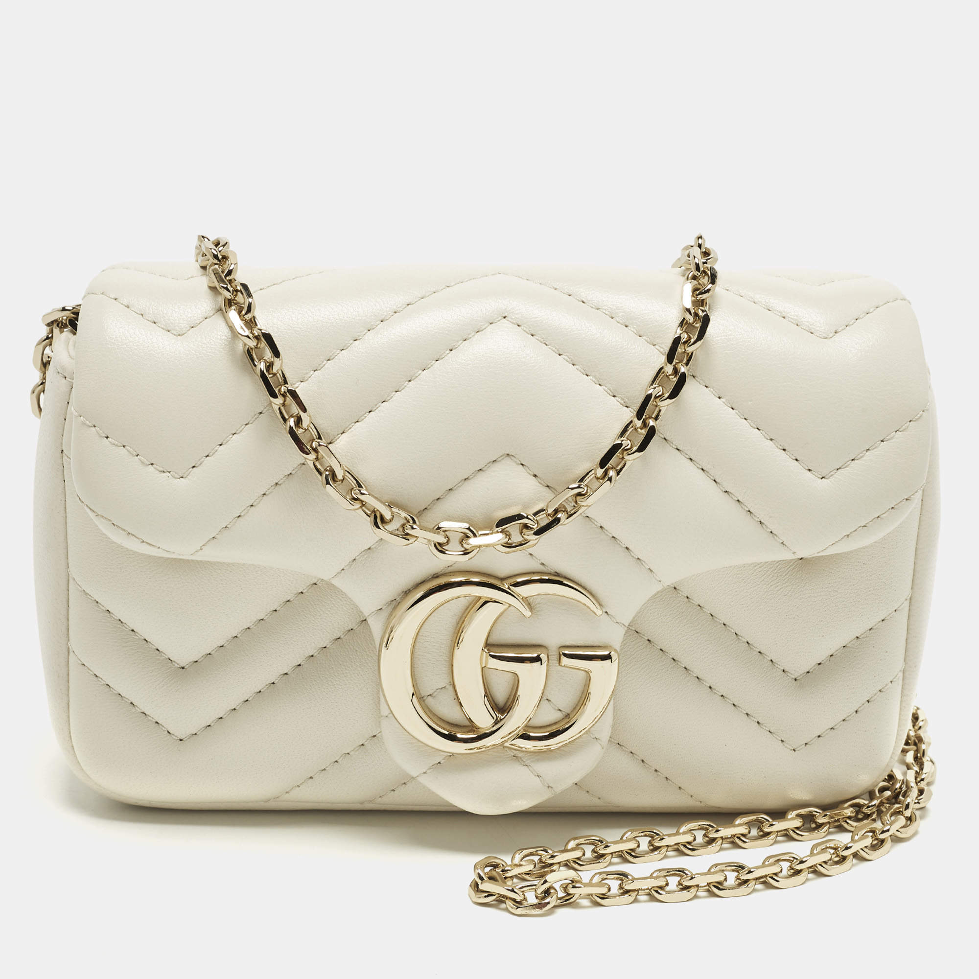 مملوكة مسبقًا Gucci GG Marmont Mini White Matelassé Leather Shoulder Bag