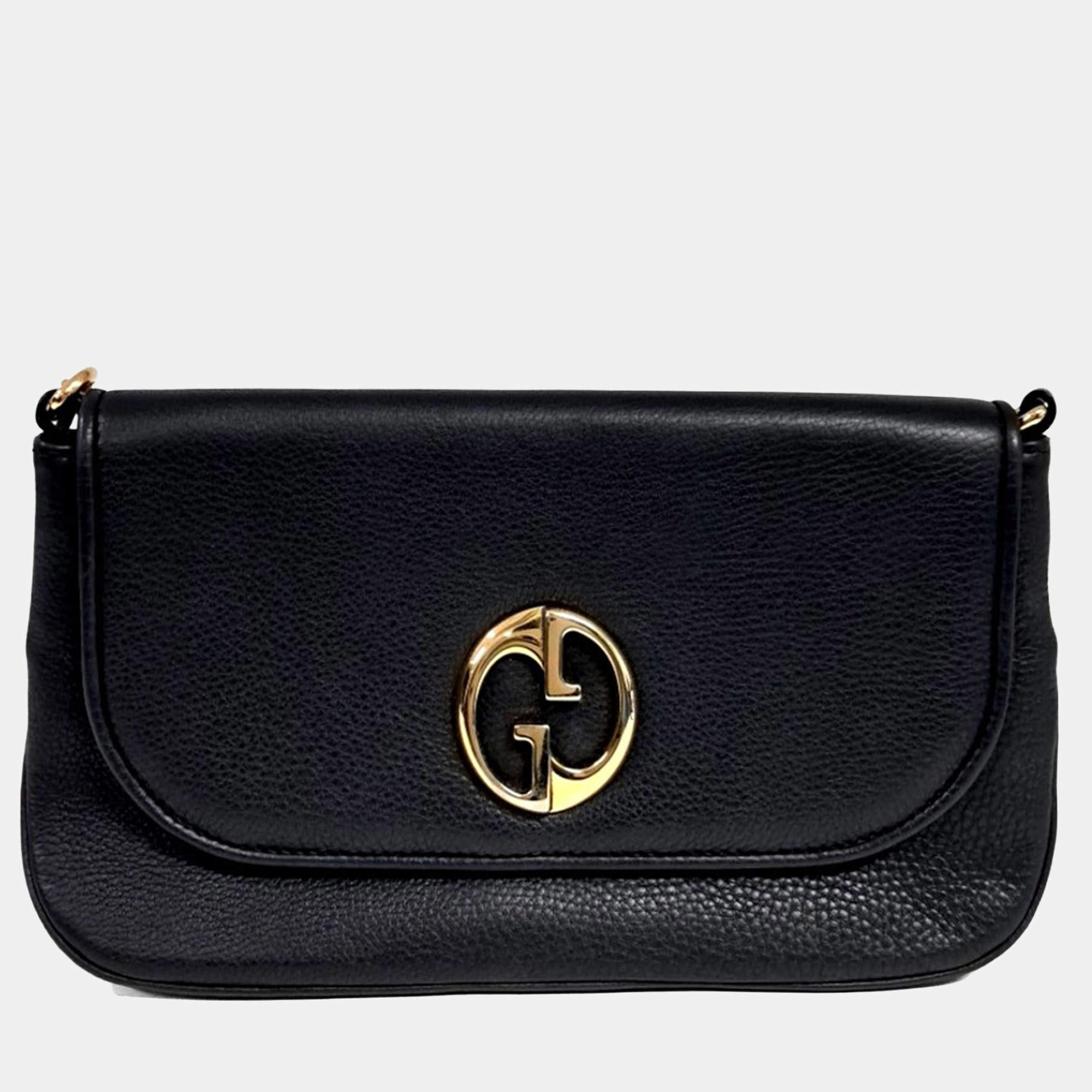 Pre Owned Gucci Black Leather shoulder bag