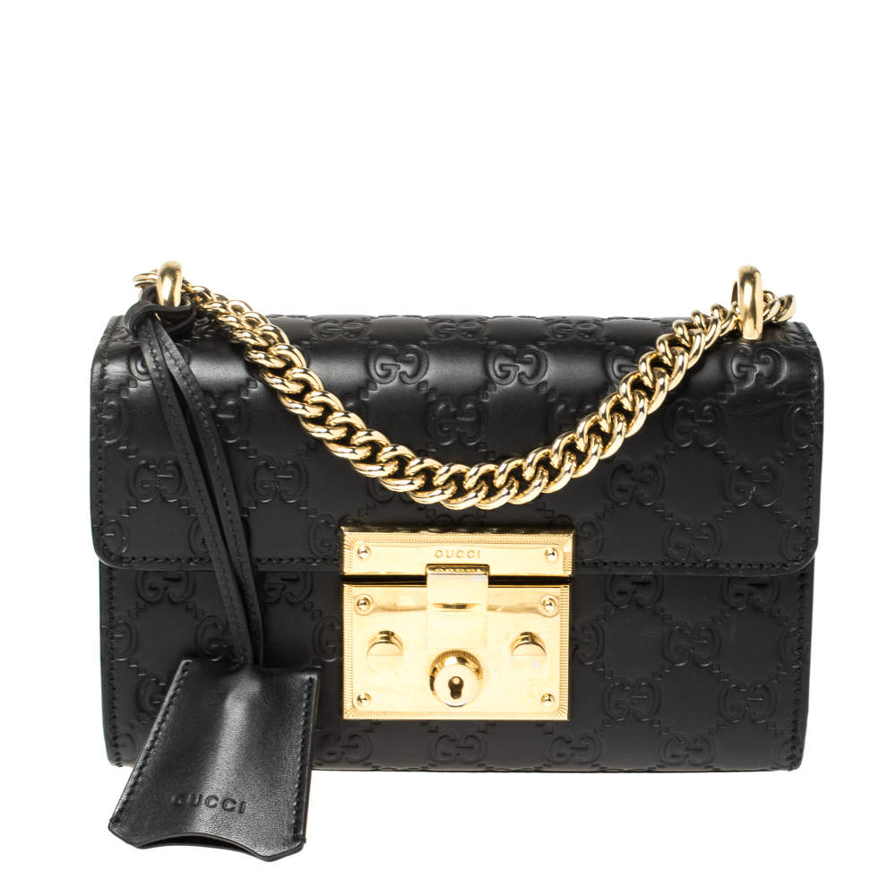 مملوكة مسبقًا حقيبة كتف غوتشي جلد غوتشيسيما صغيرة بقفل