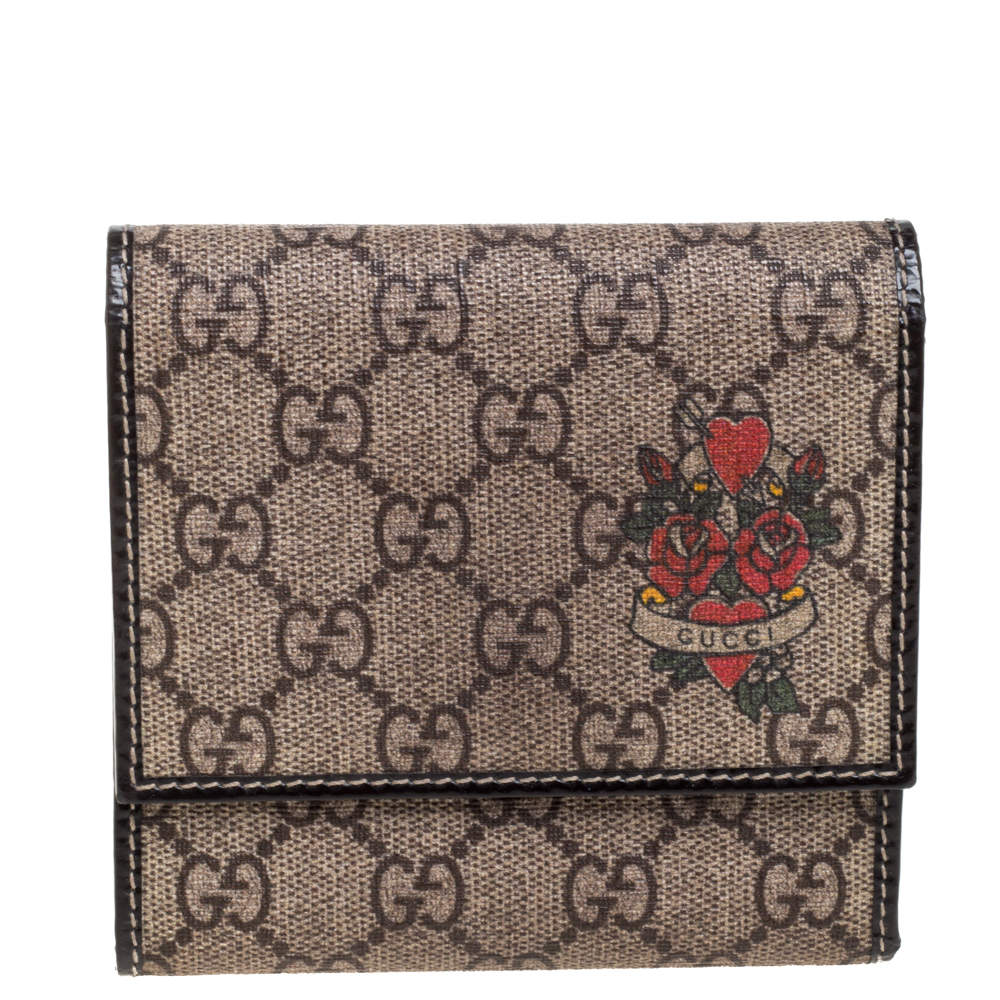 مملوكة مسبقًا Gucci Beige GG Supreme Canvas and Patent Leather Tattoo Heart Trifold Wallet