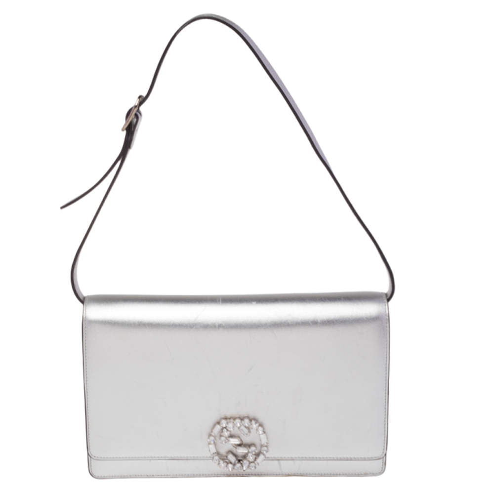 مملوكة مسبقًا حقيبة كلتش غوتشي برودواي جي متشابك مزخرف كريستال جلد فضي