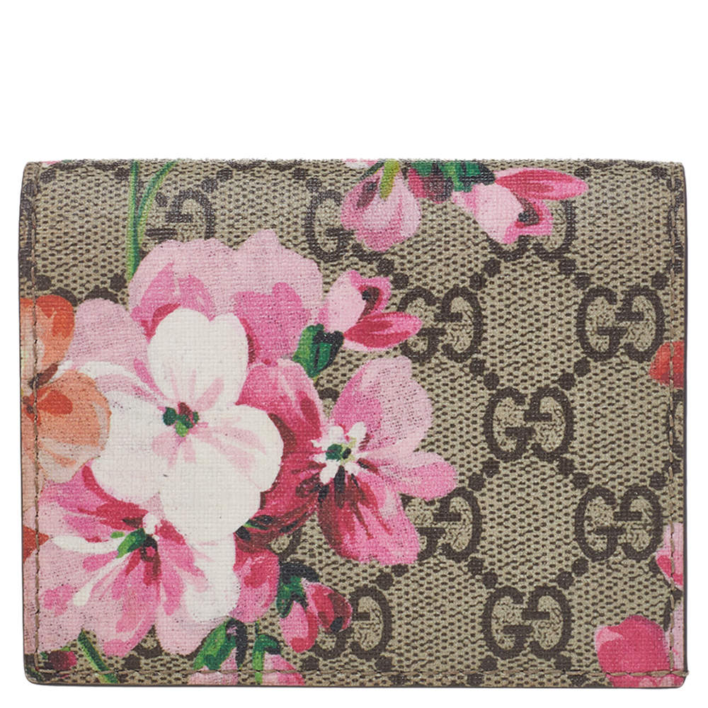 مملوكة مسبقًا Gucci Beige/Pink GG Supreme Canvas Blooms Card Case
