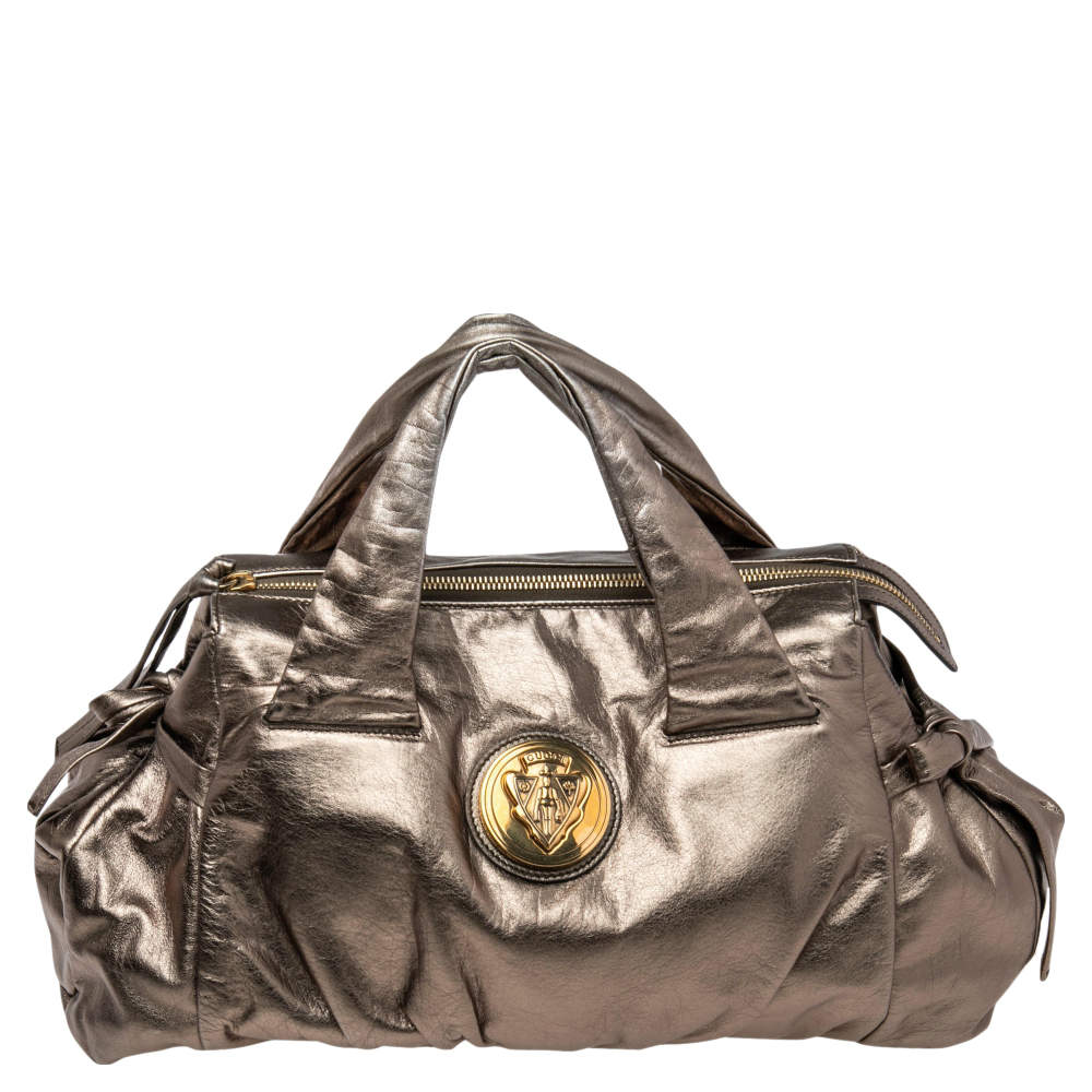 مملوكة مسبقًا Gucci Metallic Gold Leather Hysteria Bag