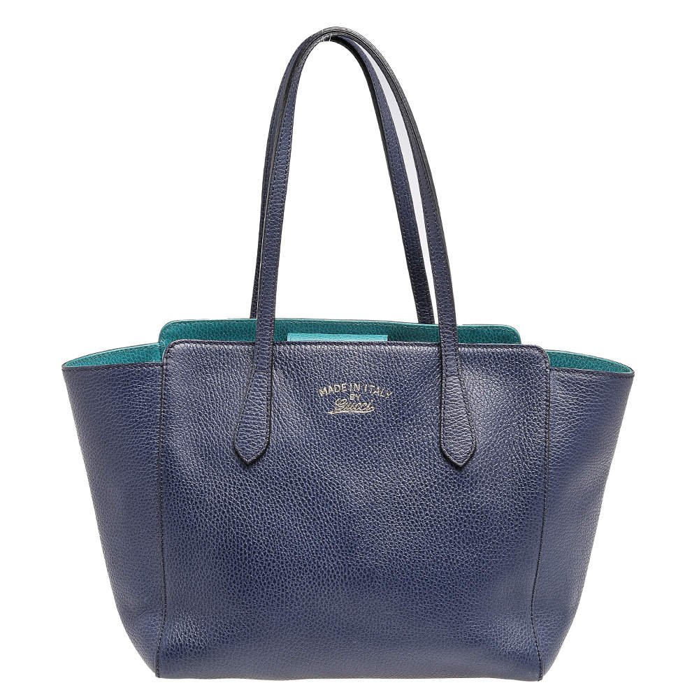مملوكة مسبقًا Gucci Navy Blue Leather Swing Tote