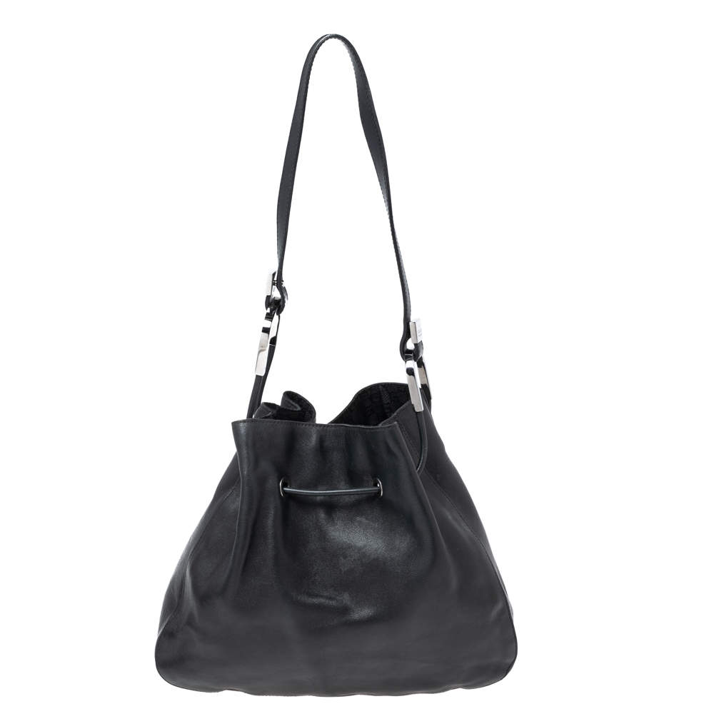 Pre Owned Gucci Black Leather Drawstring Bucket Bag