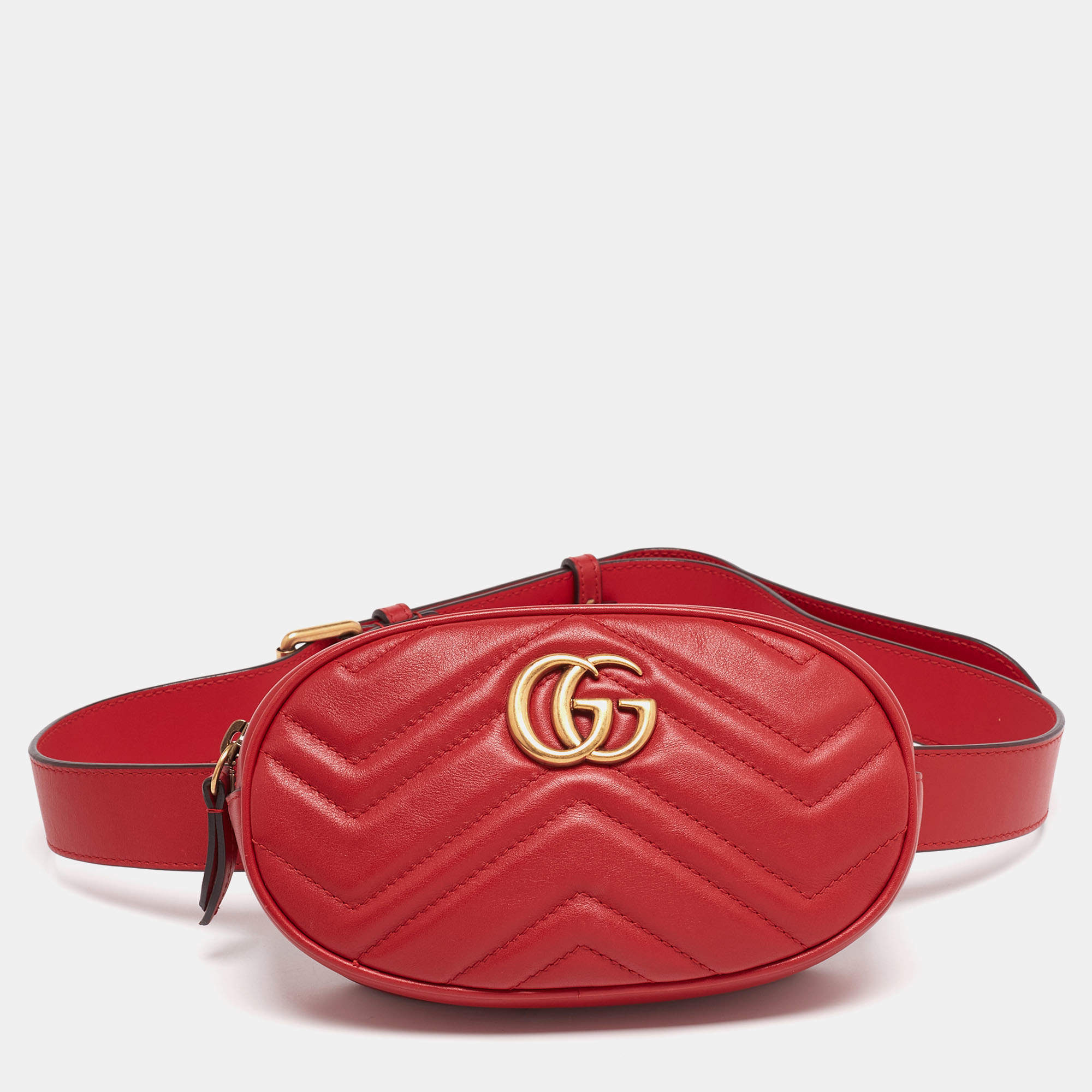 Pre Owned Gucci Red Matelasse Leather GG Marmont Belt Bag 