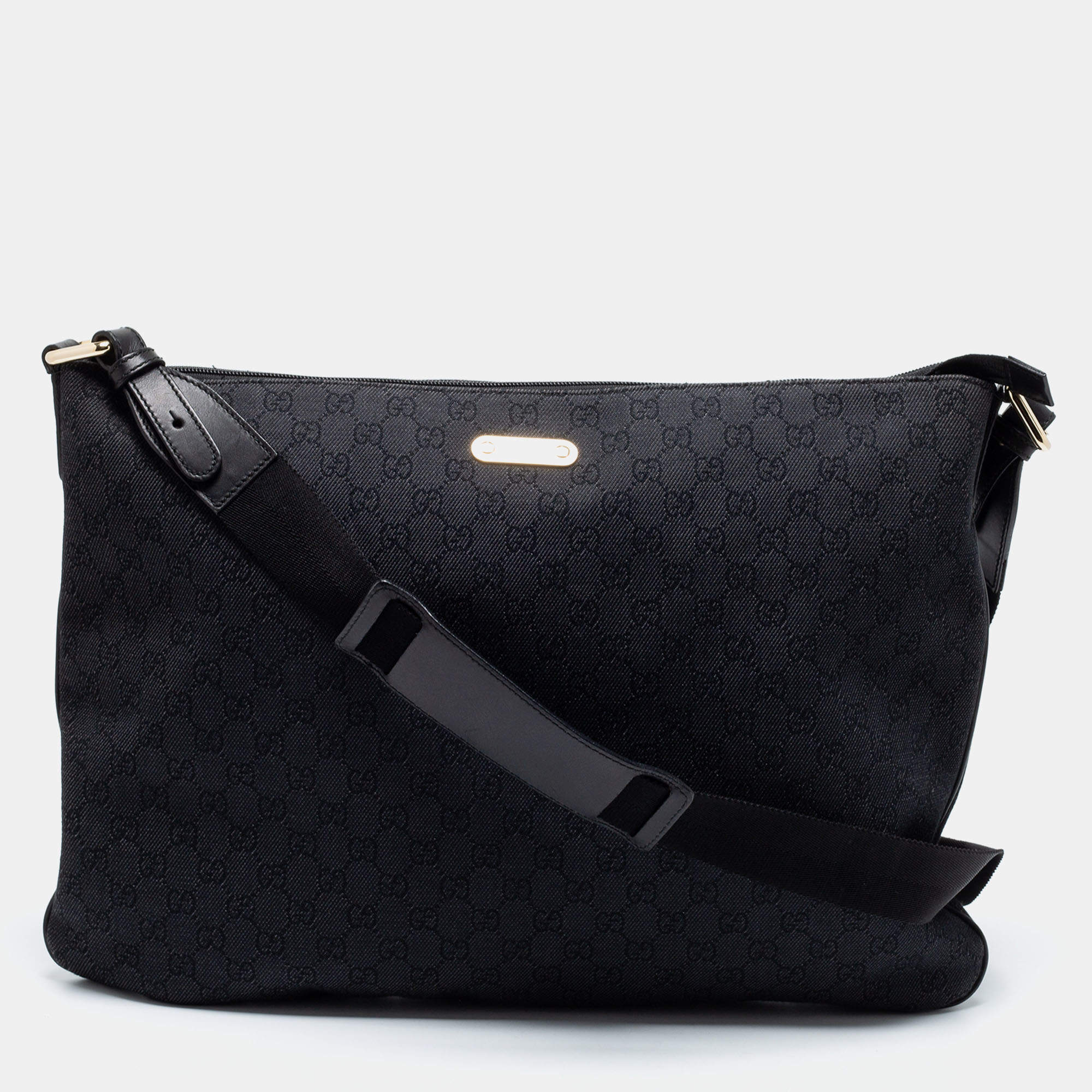 Pre Owned Gucci Black GG Canvas Messenger Bag