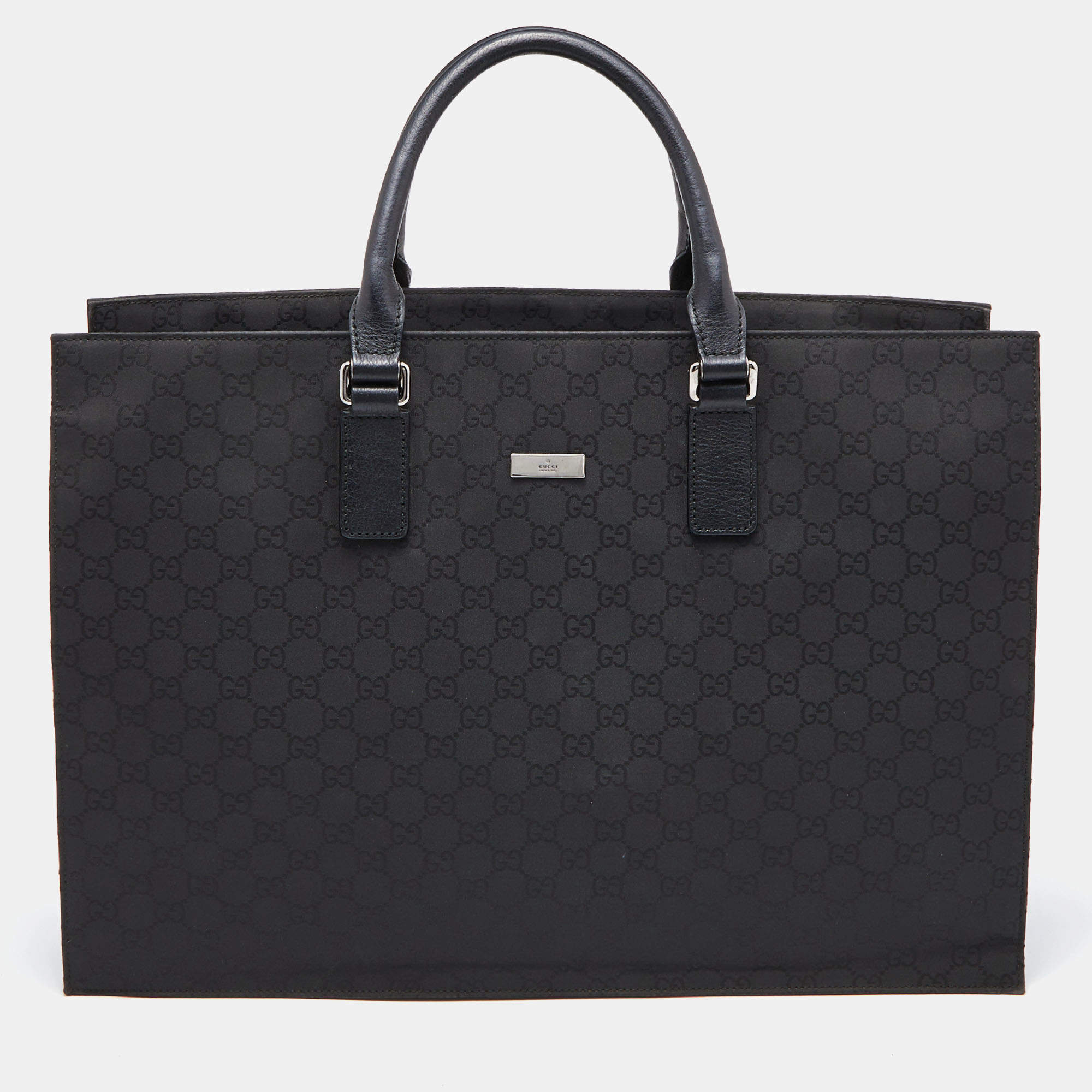 مملوكة مسبقًا Gucci Black GG Nylon and Leather Top Zip Tote