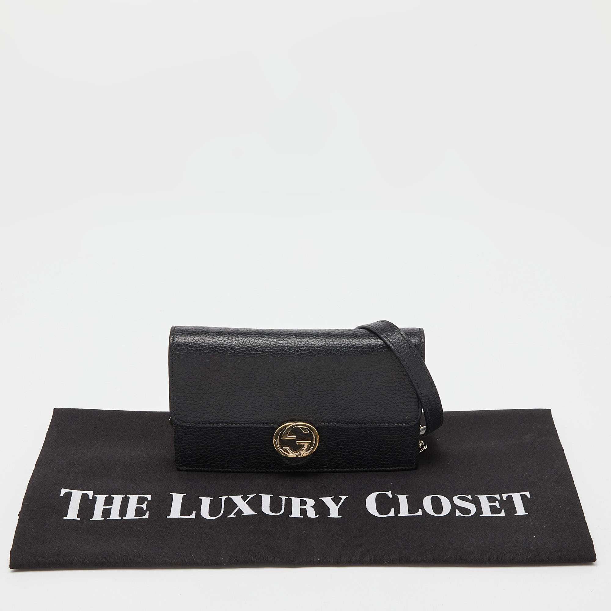 AUTHENTIC Gucci Dollar Chain Wallet Black Interlocking GG PREOWNED (WB –  Jj's Closet, LLC