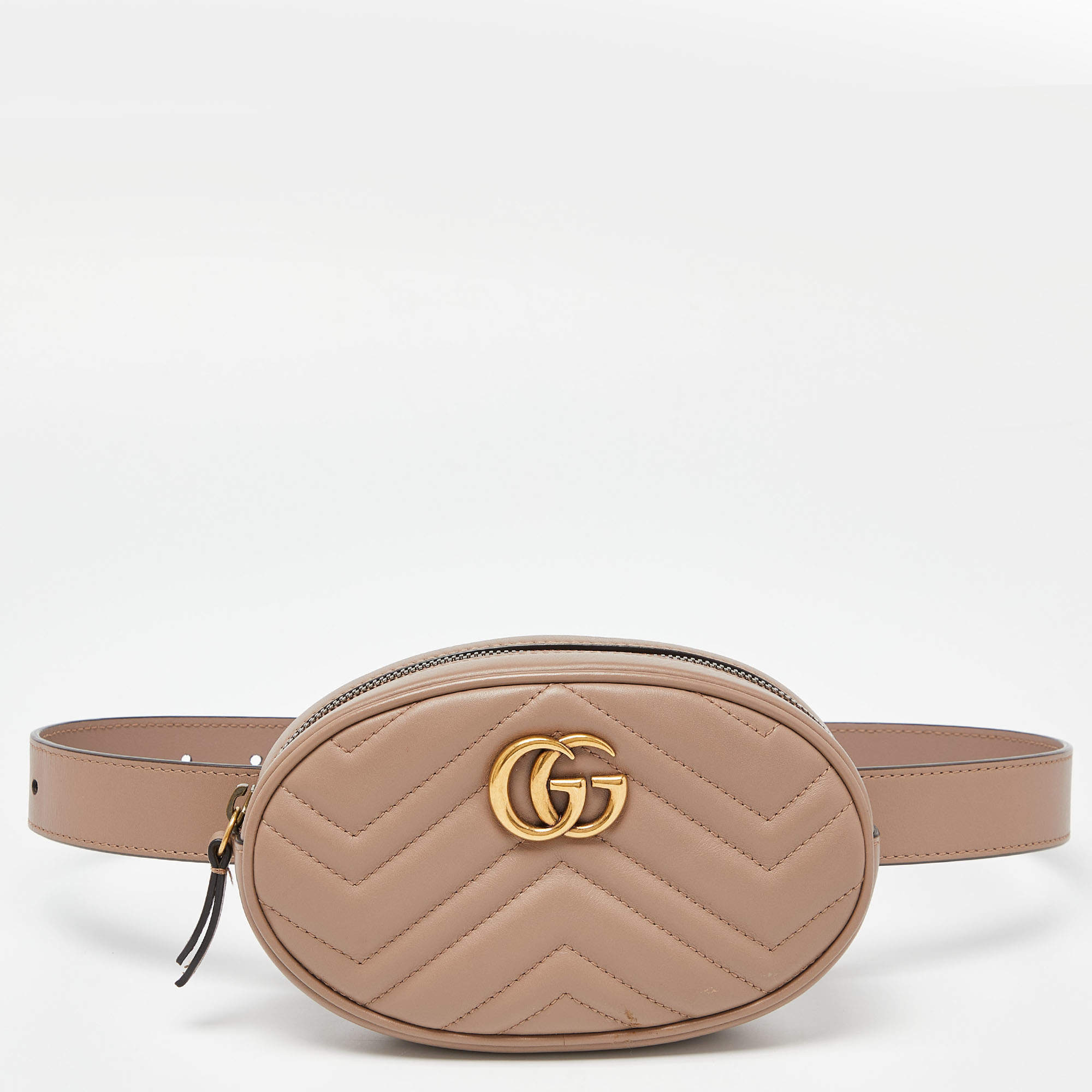 Pre Owned Gucci Beige Matelassé Leather Mini GG Marmont Belt Bag