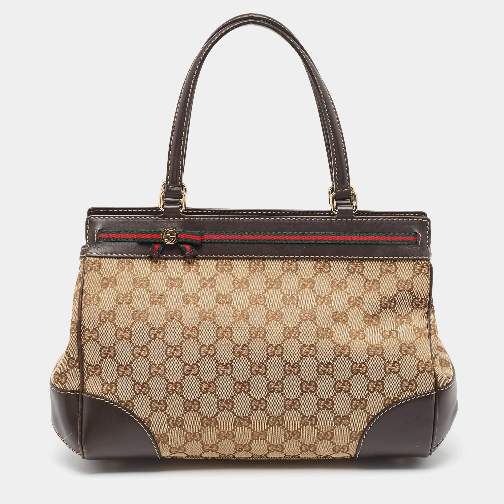 مملوكة مسبقًا حقيبة يد توتس غوتشي مايفير جلد غوتشيسيما بيج فاتح مزينة فيونكة متوسطة