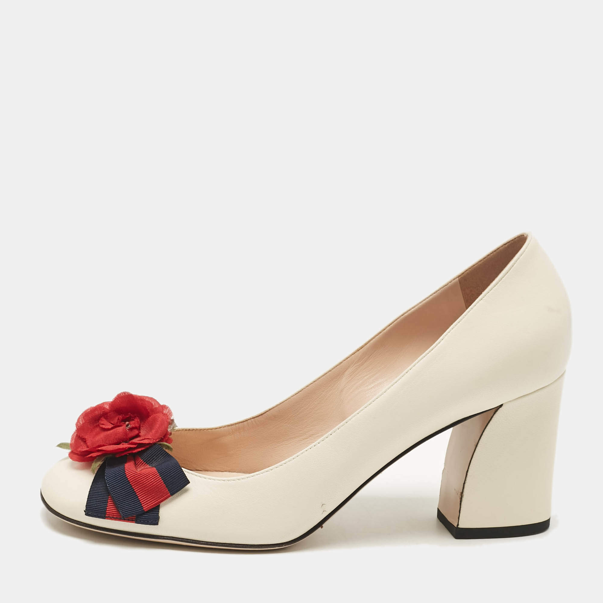 مملوكة مسبقًا Gucci Cream Leather Block Heel Pumps Size 40