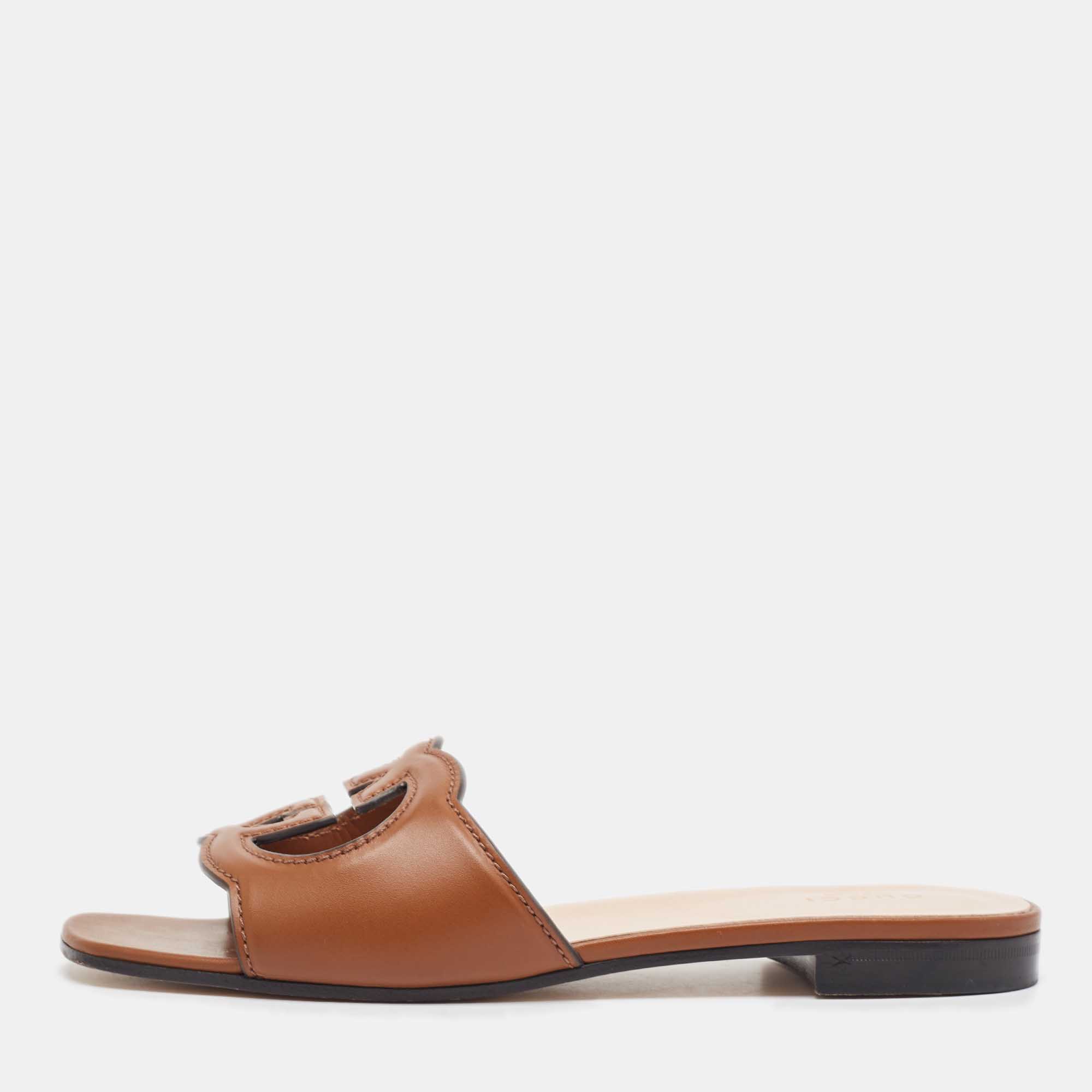 مملوكة مسبقًا Gucci Brown Leather Interlocking G Cut Out Flat Slides Size 38