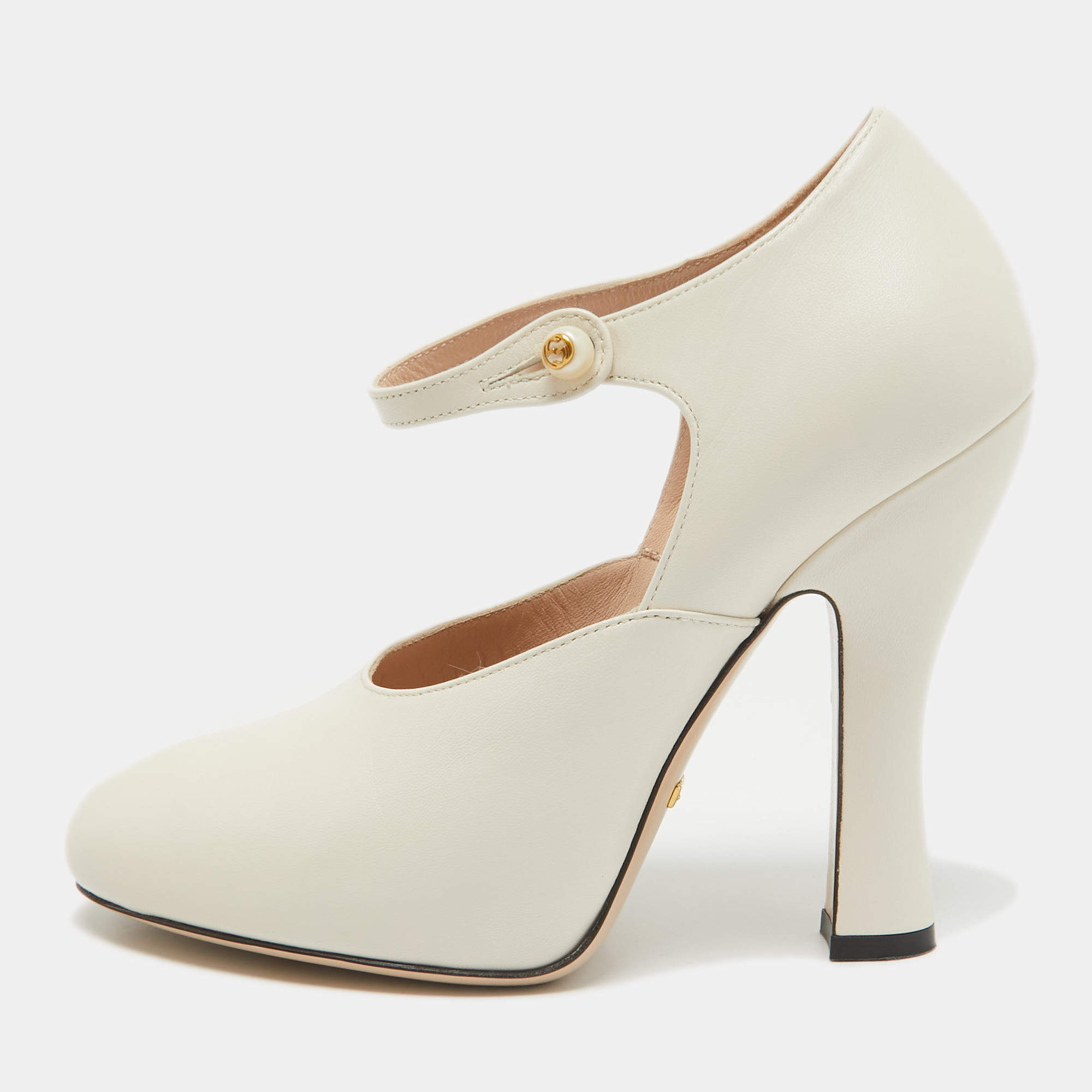 Gucci Cream Leather Mary Jane Pumps Size 37.5