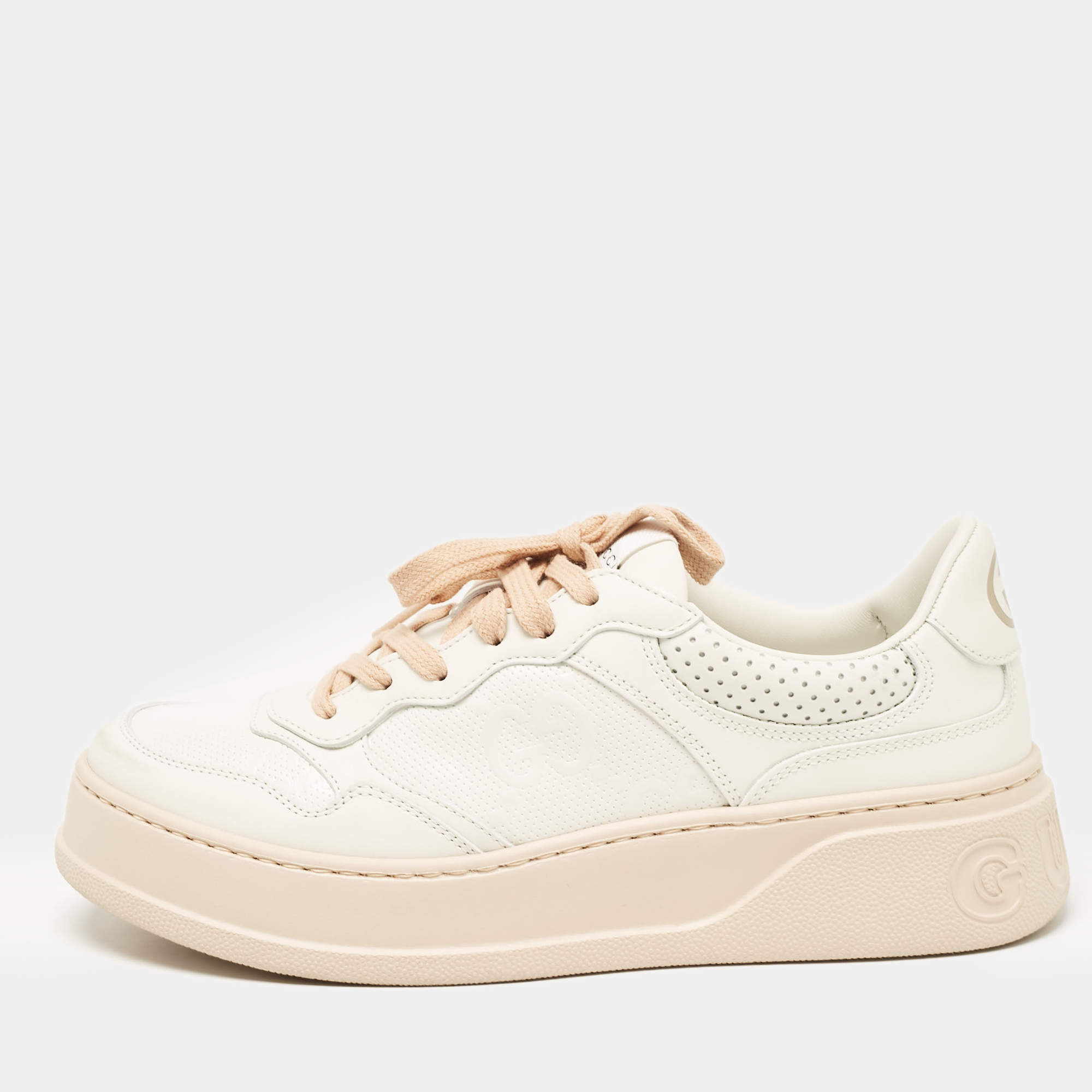 Gucci White Jumbo GG Embossed Leather Low Top Sneakers Size 39