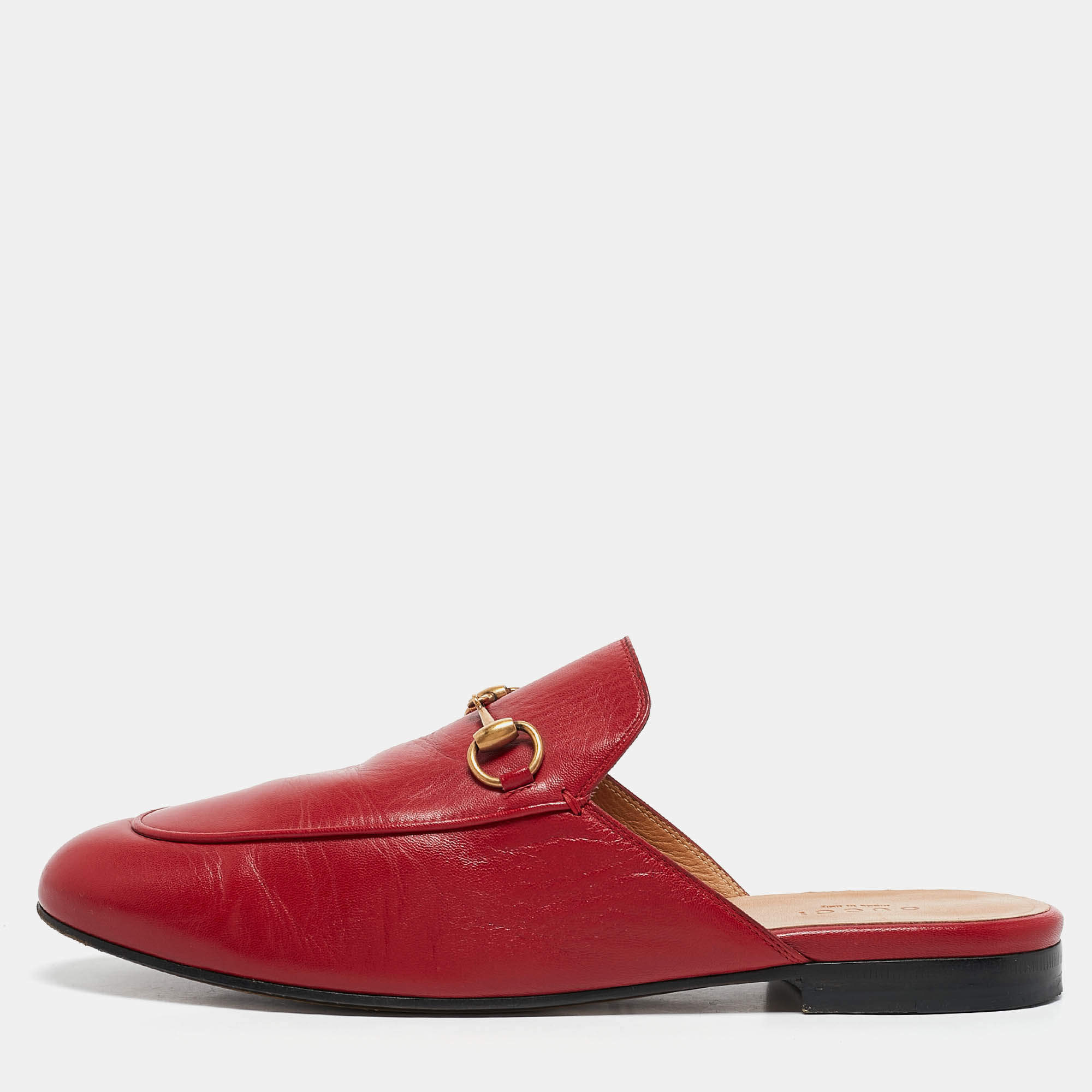 مملوكة مسبقًا Gucci Red Leather Princetown Flat Mules Size 38.5