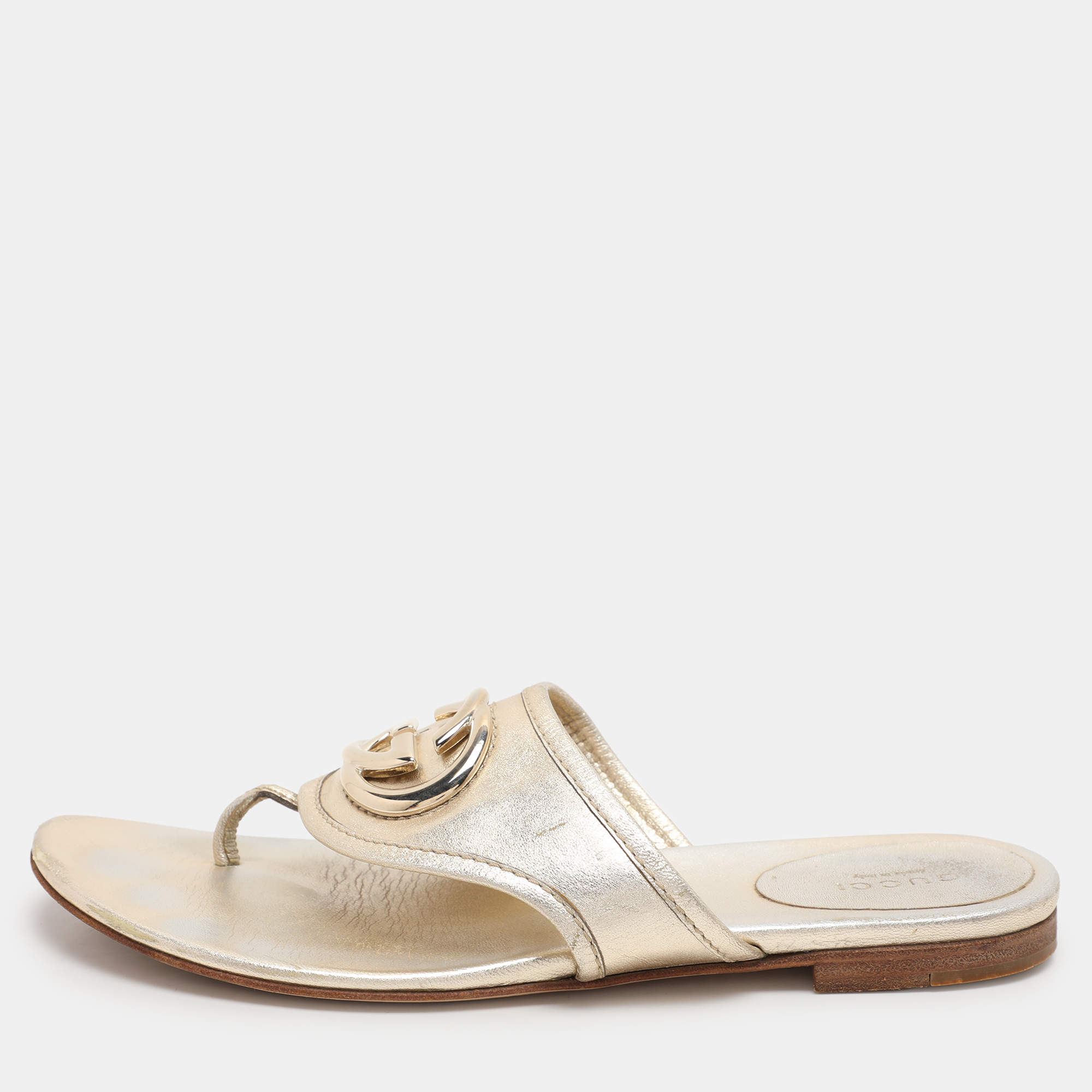Gucci Metallic Gold Leather GG Interlocking Thong Slipper Size 38