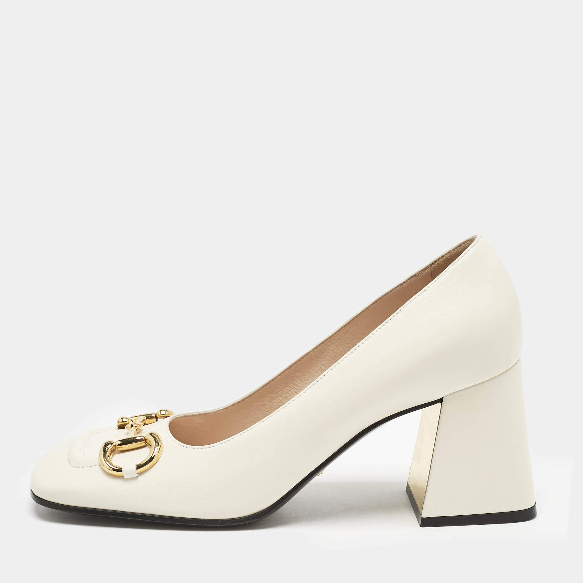 مملوكة مسبقًا Gucci White Leather Horsebit Block Heel Pumps Size 40