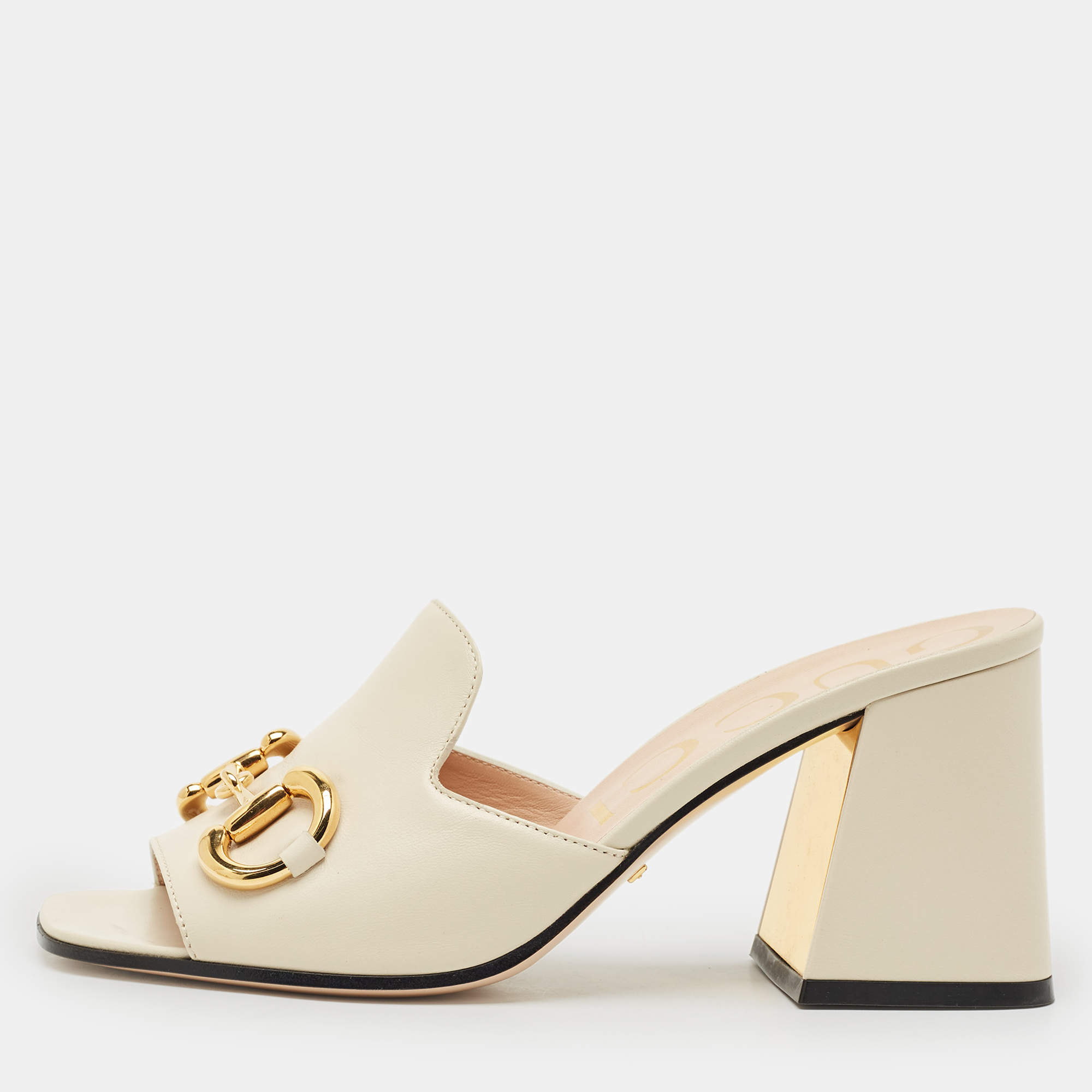 Pre Owned صندل سلايد غوتشي جلد أبيض عاجي مزين هورسبيت كعب مربع سميك مقاس 39