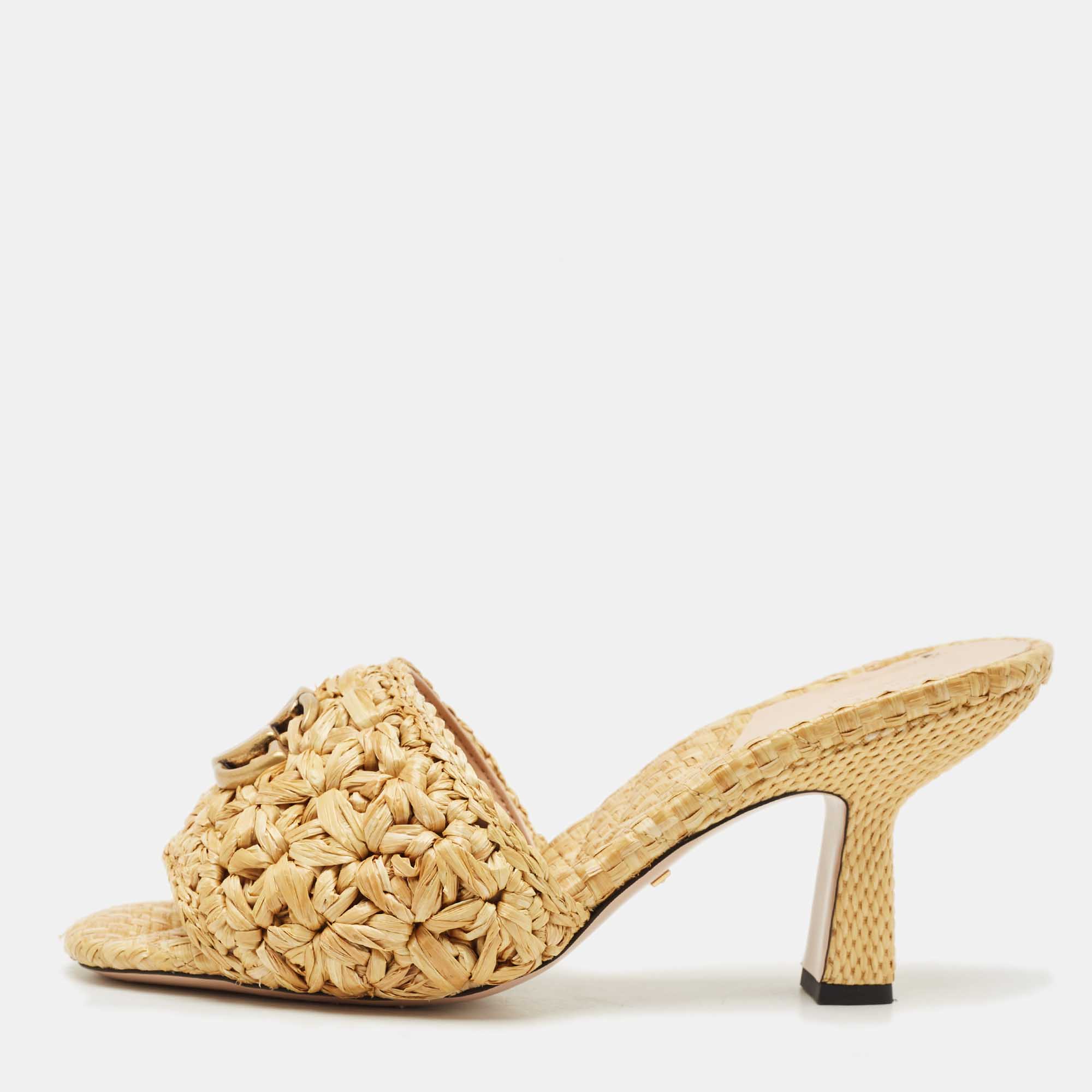 Pre Owned Gucci Beige Woven Raffia GG Marmont Slide Sandals Size 38