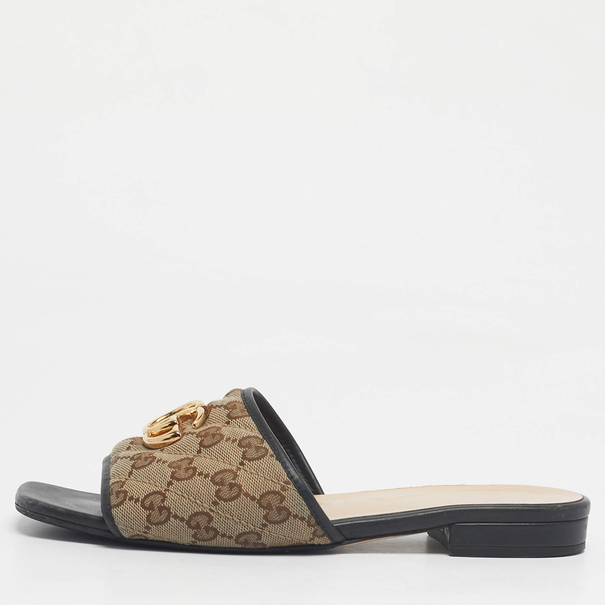 Pre Owned Gucci Beige/Black GG Canvas GG Marmont Flat Slides Size 39