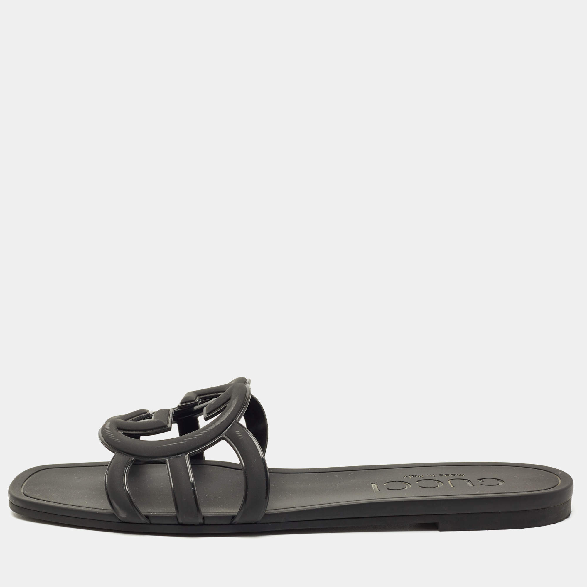 Pre Owned Gucci Black Rubber Interlocking G Flat Slides Size 40