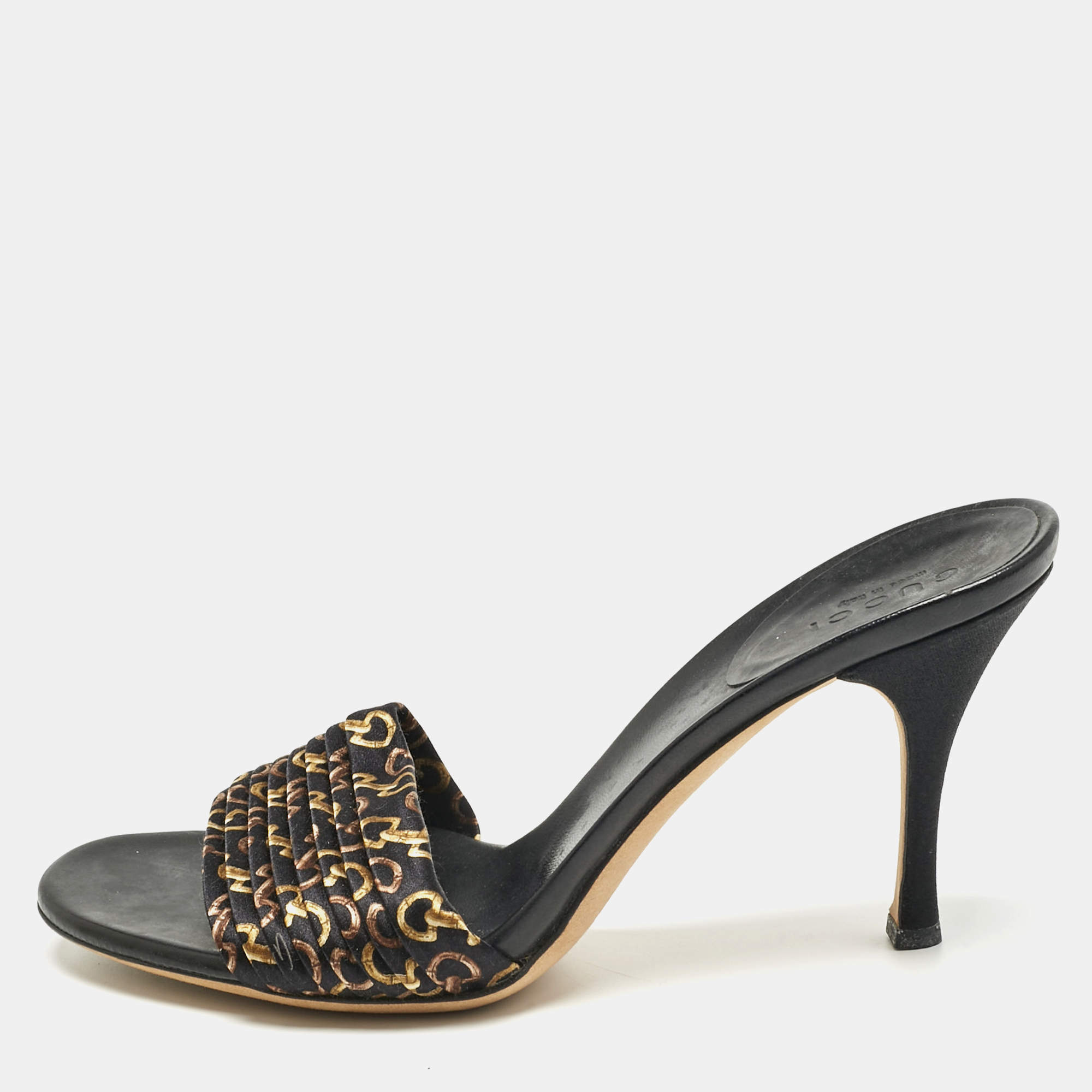 Pre Owned Gucci Black/Gold Fabric and Leather GG Interlocking Slide Sandals Size 35.5 