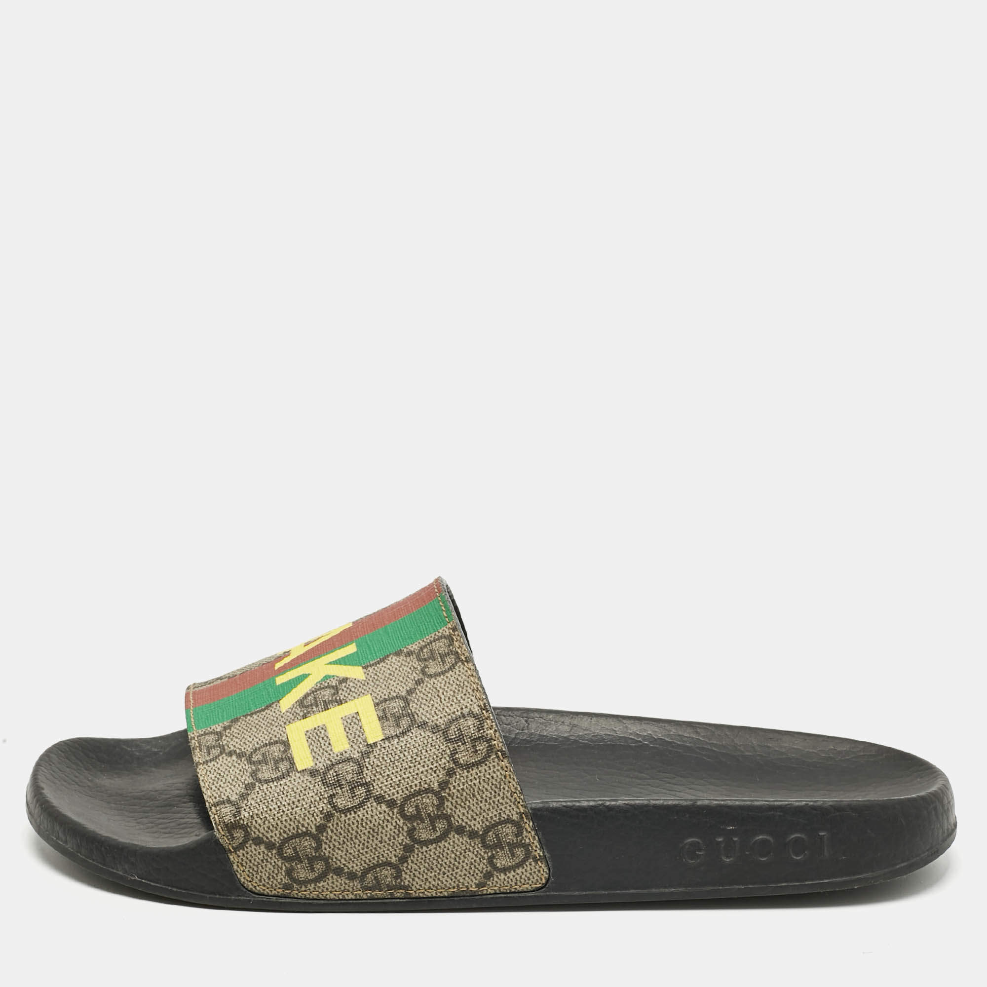 Pre Owned Gucci Beige GG Canvas Slide Flats Size 38