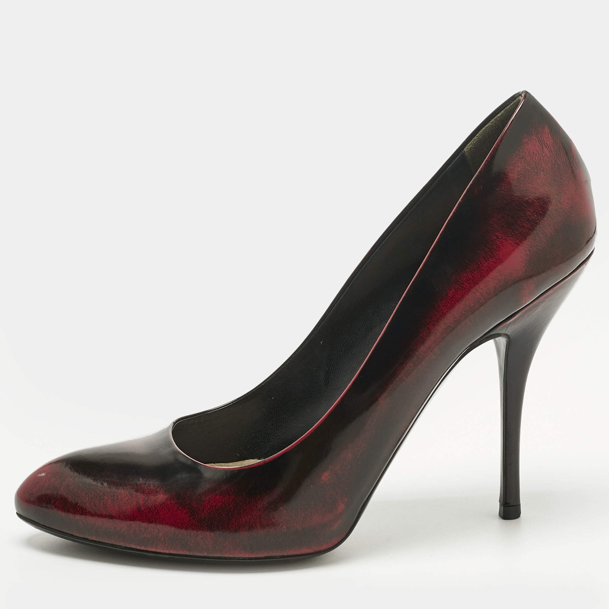 Pre Owned Gucci Two Tone Leather Pointed Toe Pumps Size 40.5