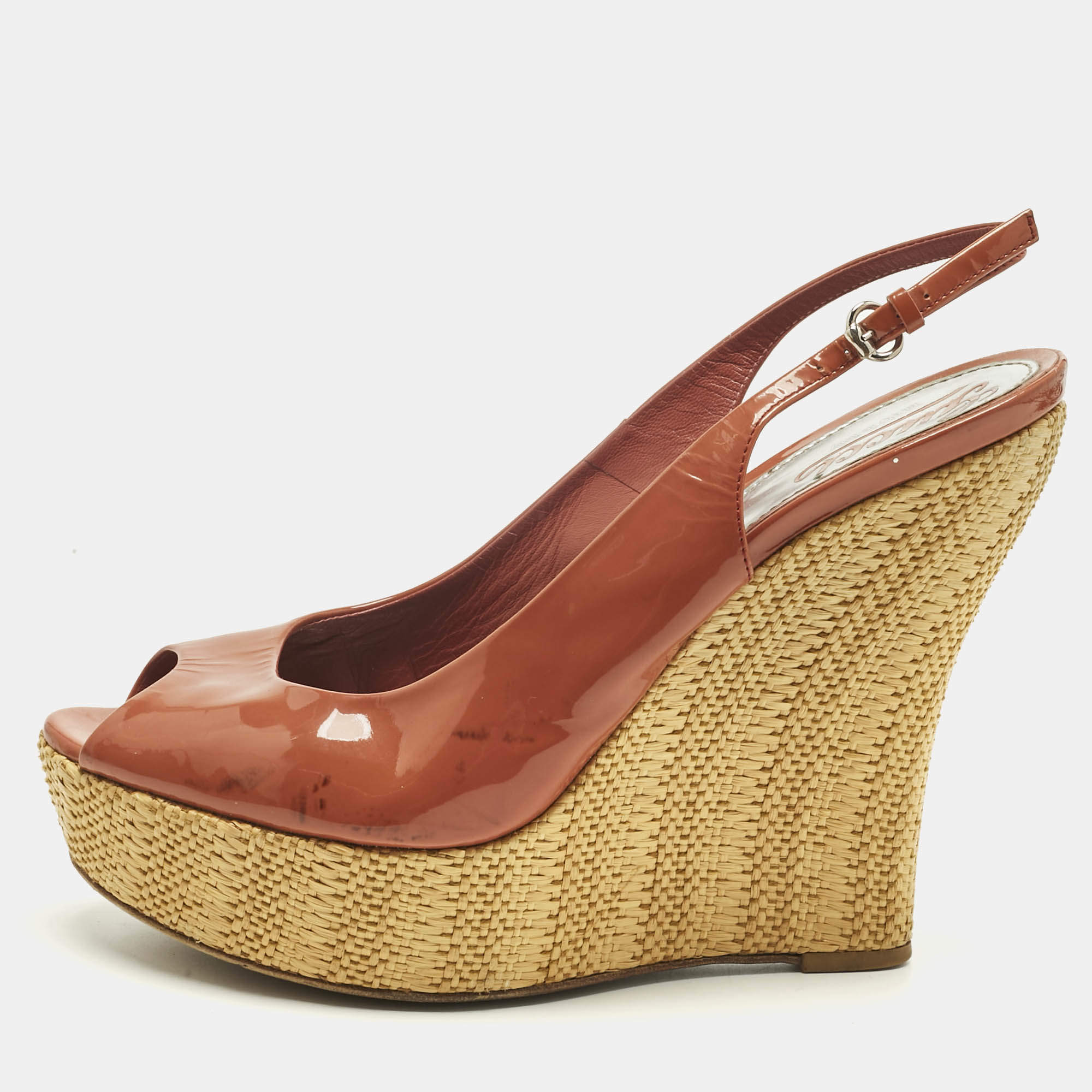 Pre Owned Gucci Coral Red Patent Leather Espadrille Wedge Slingback Pumps Size 41