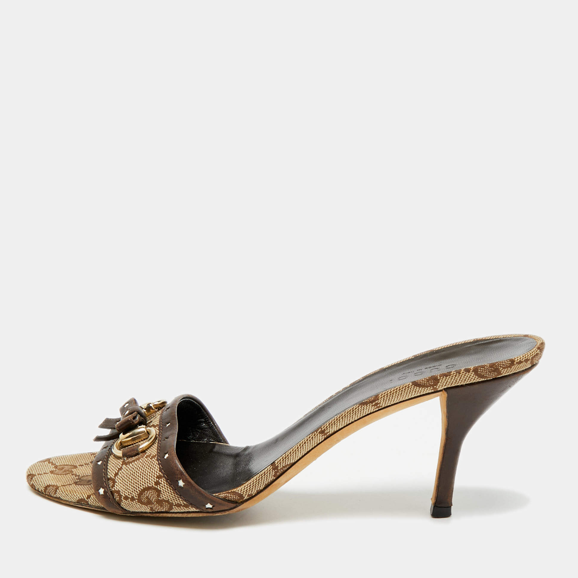مملوكة مسبقًا Gucci Horsebit Size 38.5 Brown Canvas and Leather Slide Sandals