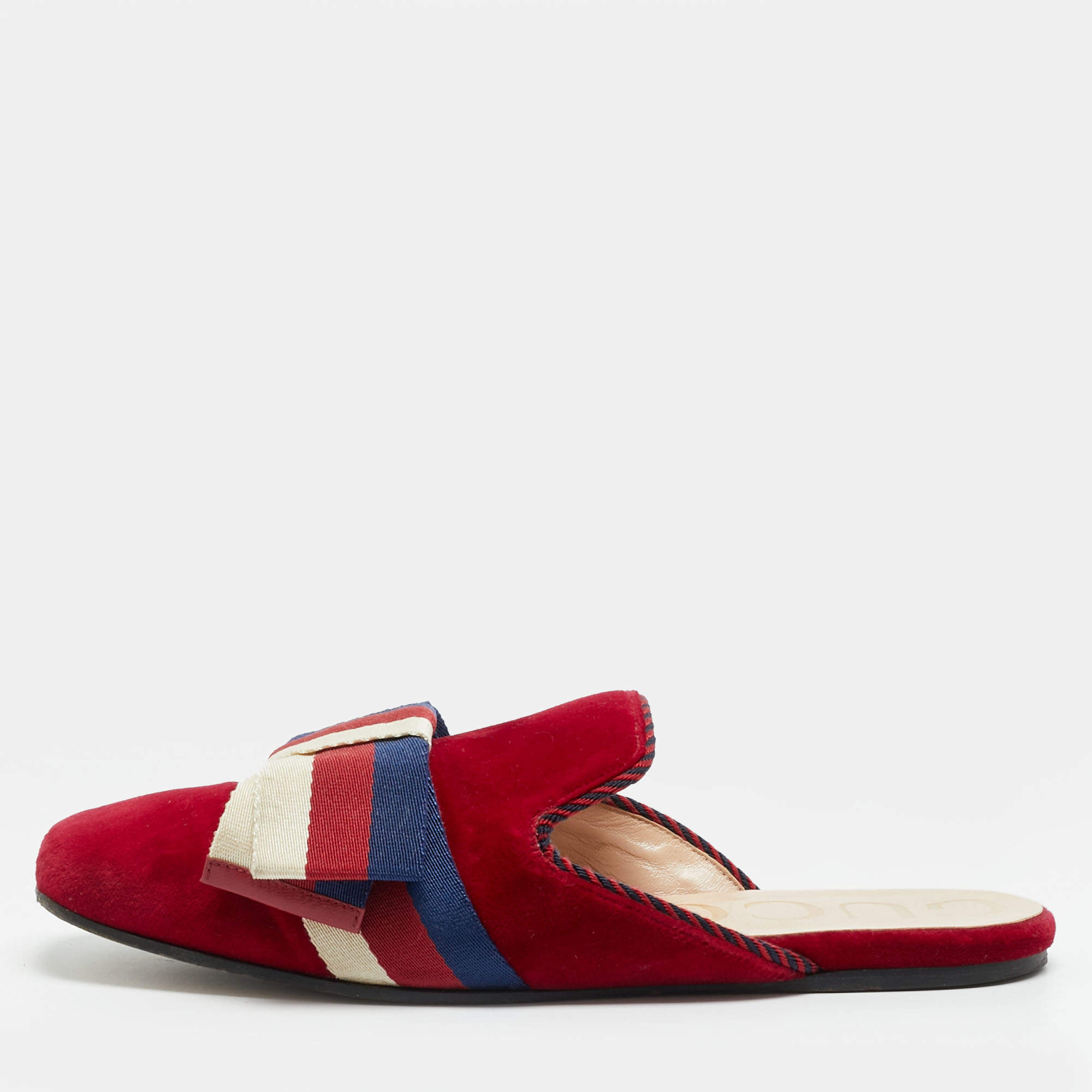 مملوكة مسبقًا Gucci Sylvie Size 37 Red Velvet Flat Slides