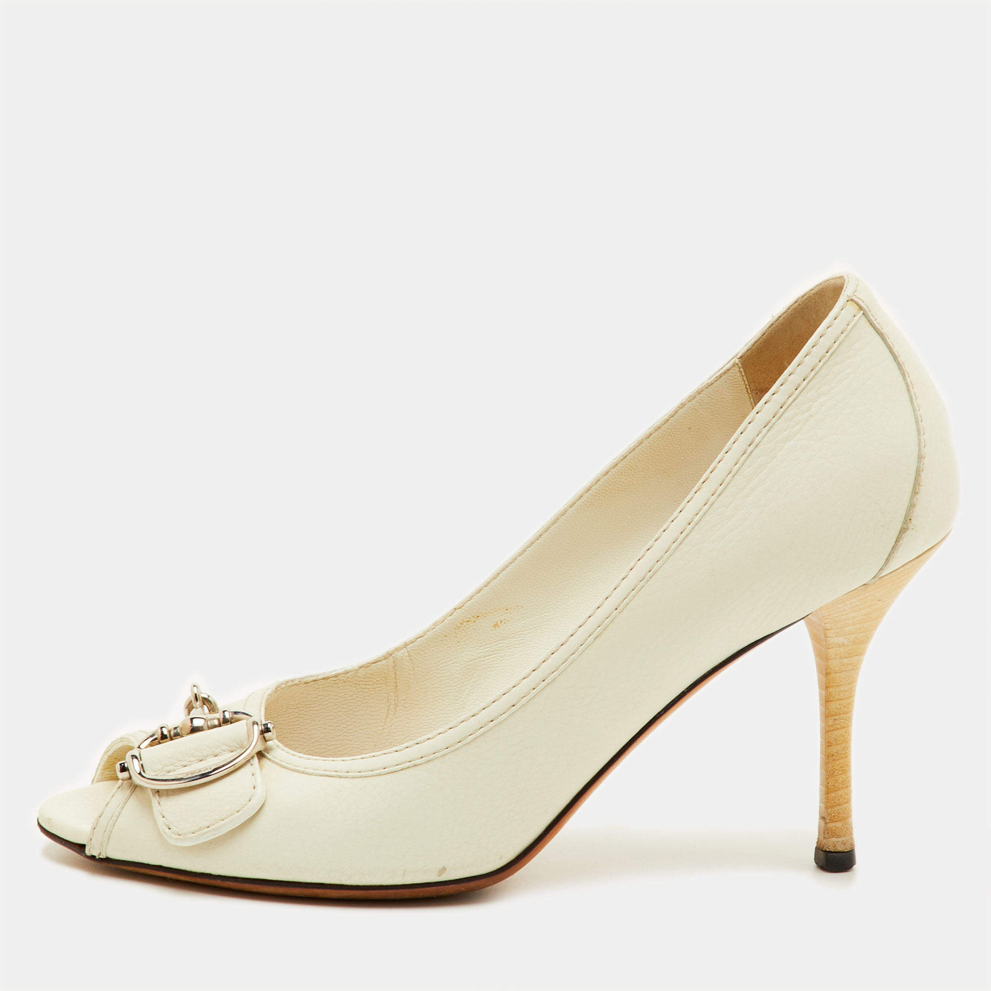 Pre Owned Gucci Horsebit Size 39 White Leather Peep Toe Pumps