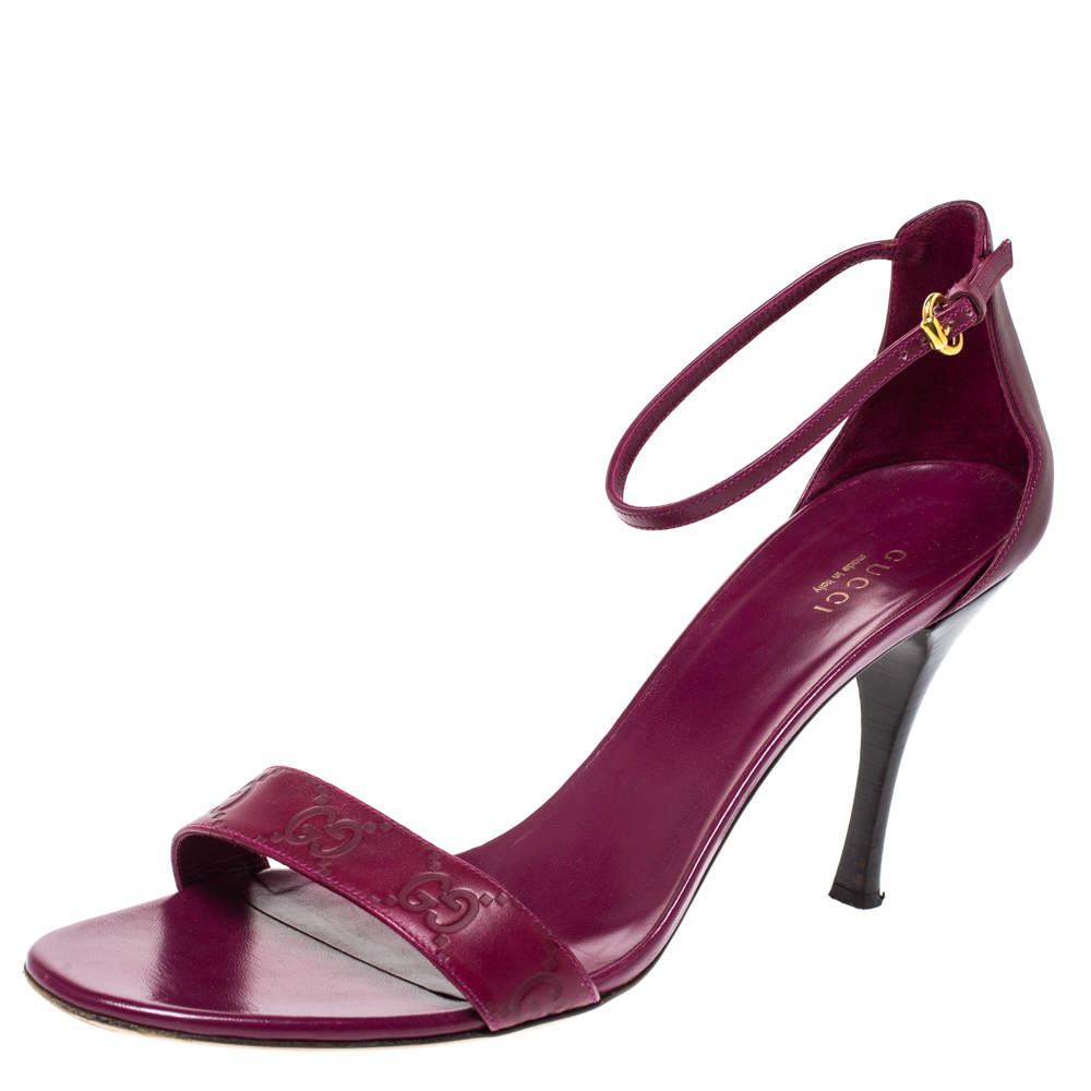 مملوكة مسبقًا Gucci Purple Guccissima Leather Ankle Strap Sandals Size 40.5