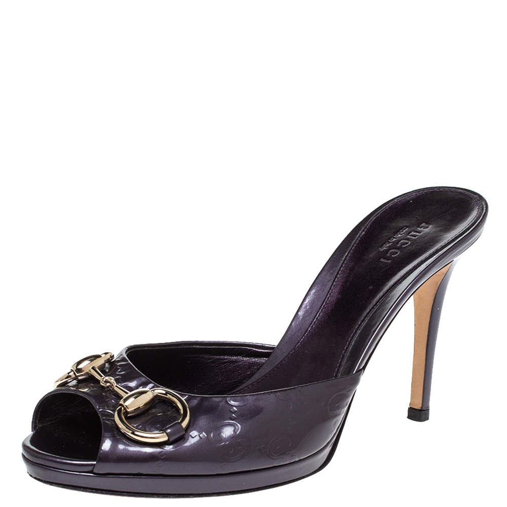 gucci gg guccissima leather slides