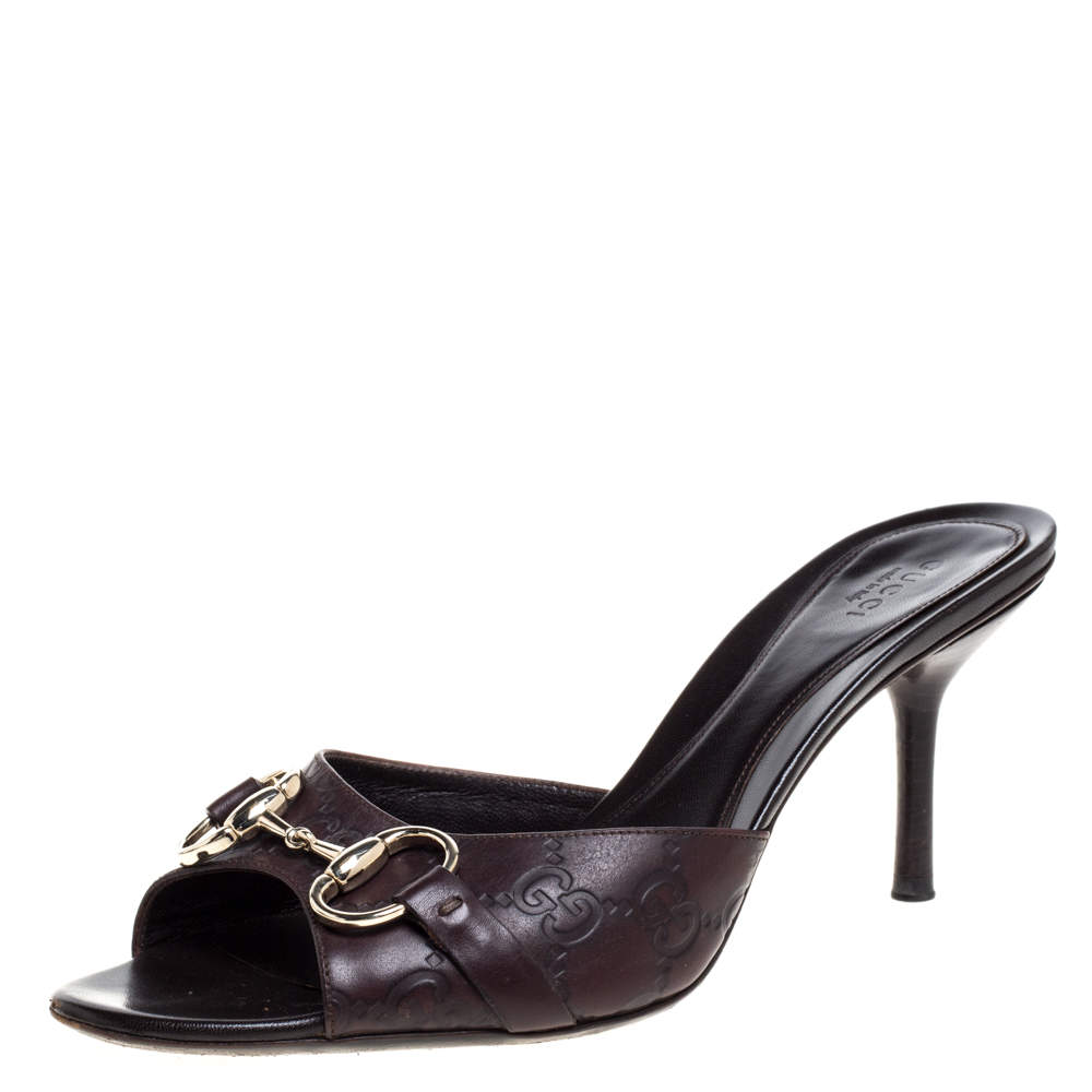 مملوكة مسبقًا Gucci Dark Brown Guccissima Leather New Hollywood Horsebit Mules Size 38.5