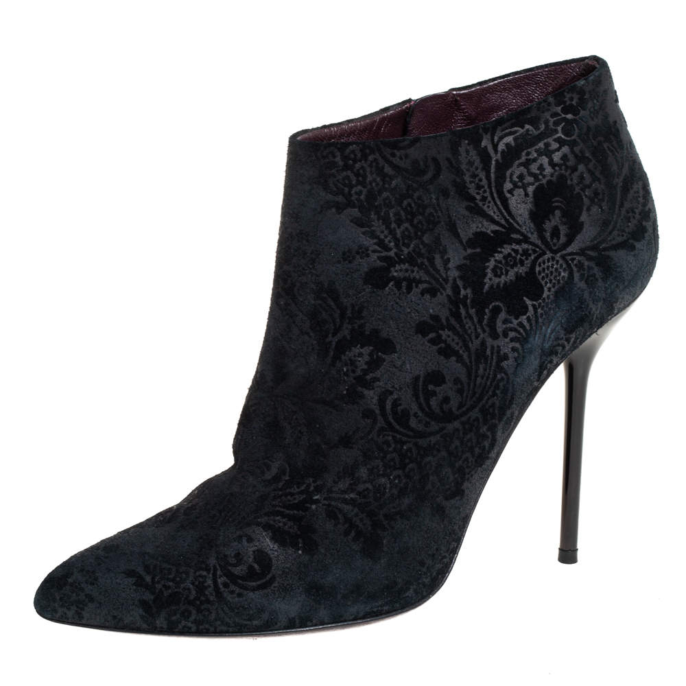 Pre Owned حذاء بوت كاحل غوتشي مزين سحاب سويدي أسود مقاس 38