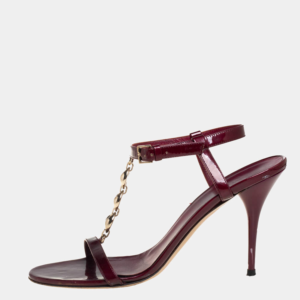 Gucci Maroon Patent Leather Chain T-Strap Ankle Strap Sandals Size 40