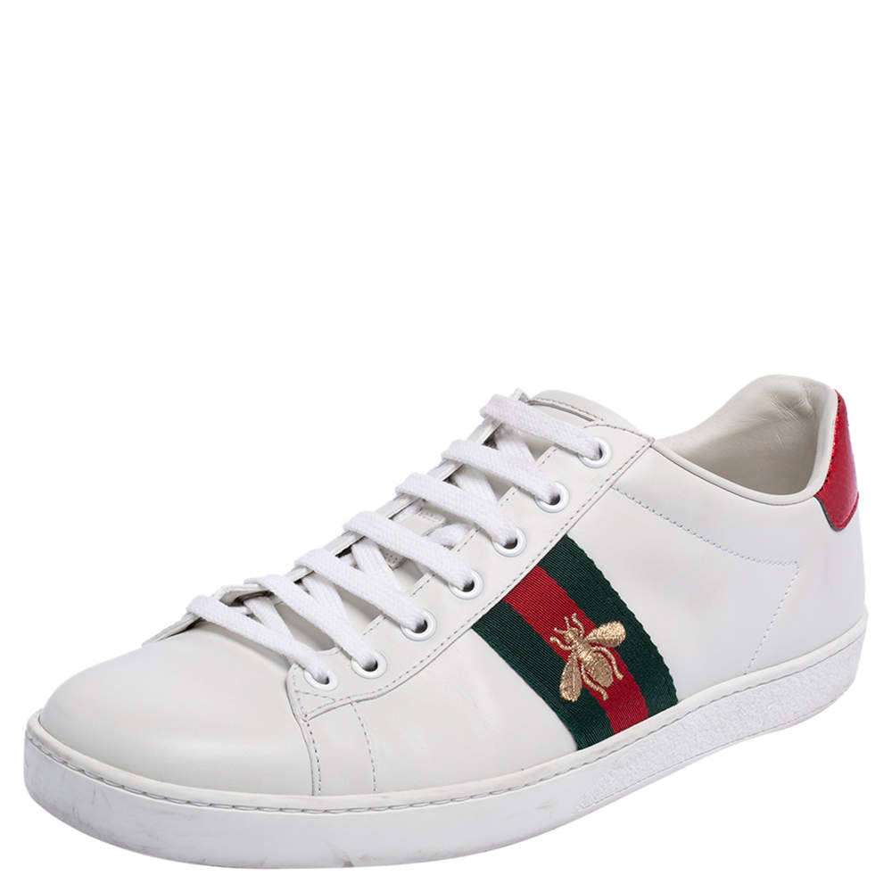 مملوكة مسبقًا حذاء رياضى غوتشى أيس جلد أبيض مطرز نحلة عنق منخفض مقاس 41