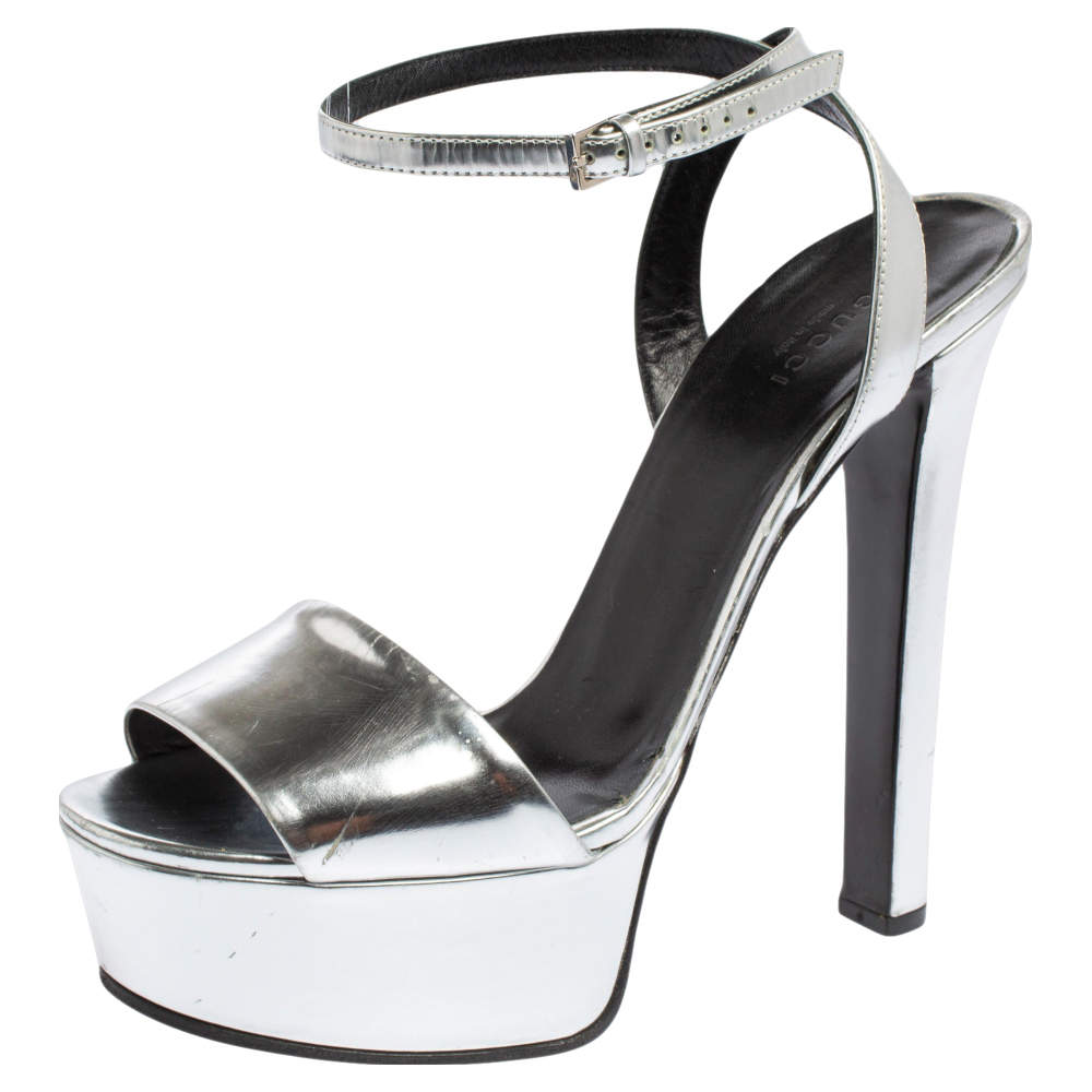 Pre Owned Gucci Silver Patent Leather Platform Ankle Strap Sandals Size 40