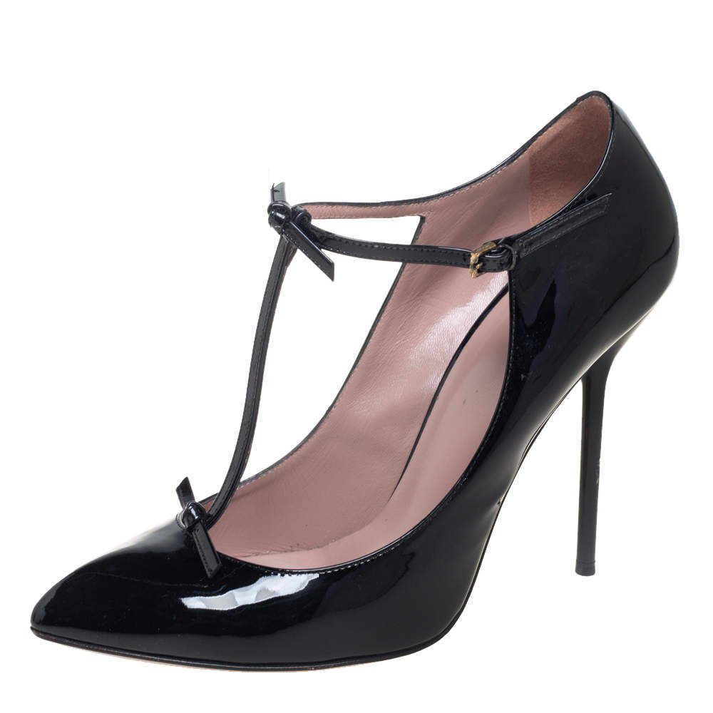 Gucci Black Patent Leather Pointed Toe T-Strap Pumps Size 39.5