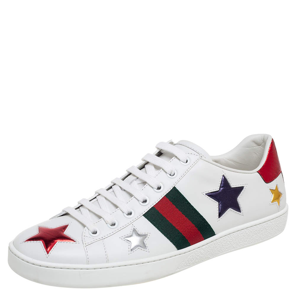 Pre Owned حذاء رياضى غوتشى منخفض من أعلى نحلة أيس جلد نقش ثعبان وجلد أبيض مقاس 40