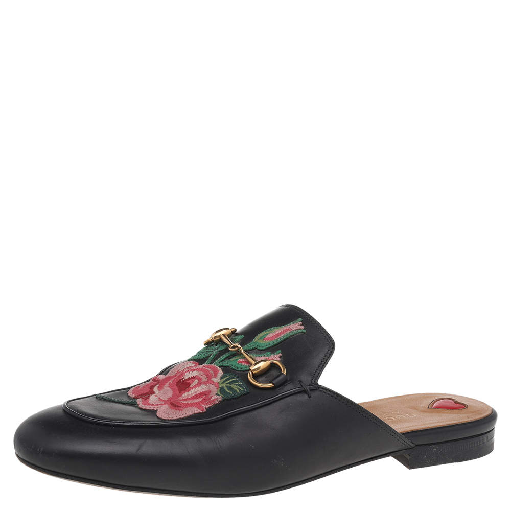 مملوكة مسبقًا Gucci Black Floral Embroidered Leather Princetown Mules Size 40