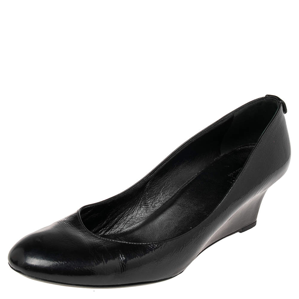  Gucci Black Patent Leather Wedge Round Toe Pumps Size 40