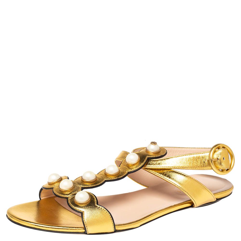 Pre Owned Gucci Gold Leather Willow Faux Pearl Embellished Flat Sandals Size 37.5