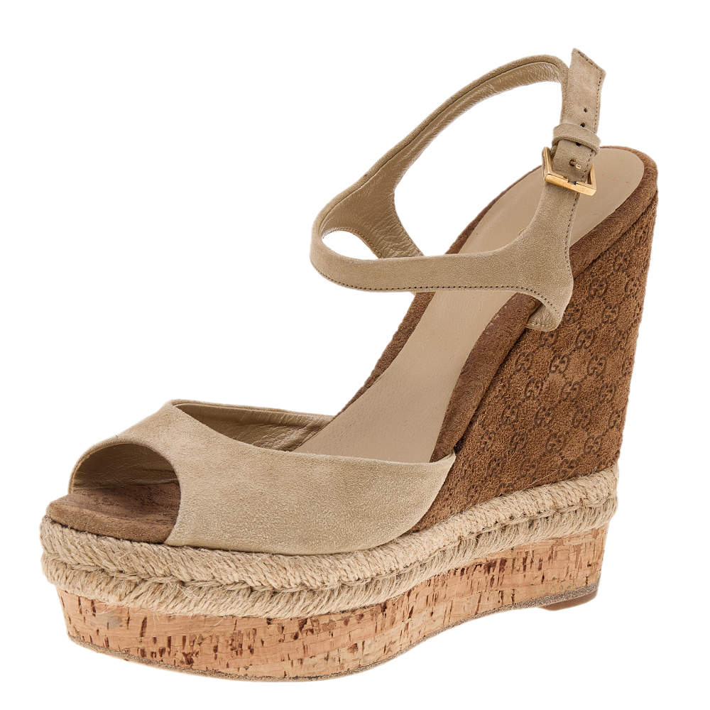 مملوكة مسبقًا Gucci Beige Suede Wedge Espadrille Platform Ankle Strap Sandals Size 36.5