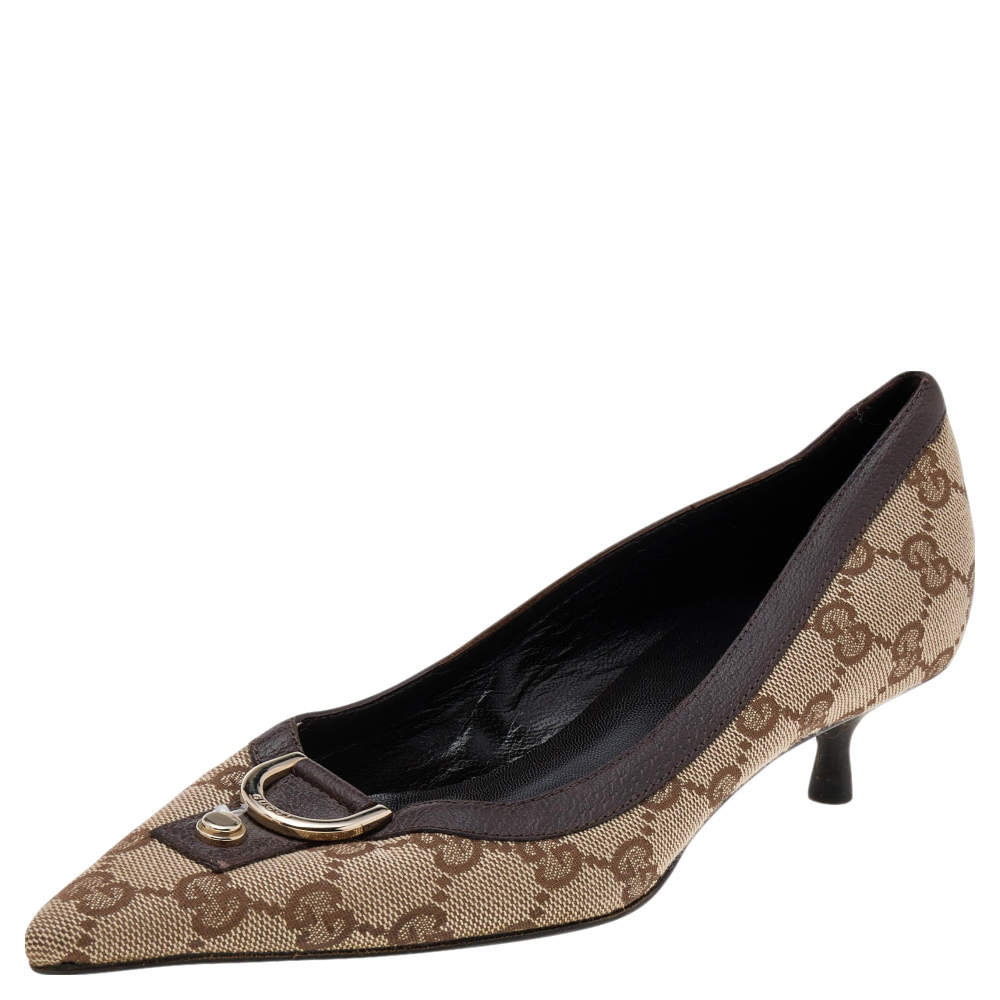 Pre Owned Gucci Beige/Brown GG Canvas and Leather Pointed Toe Pumps Size 35.5