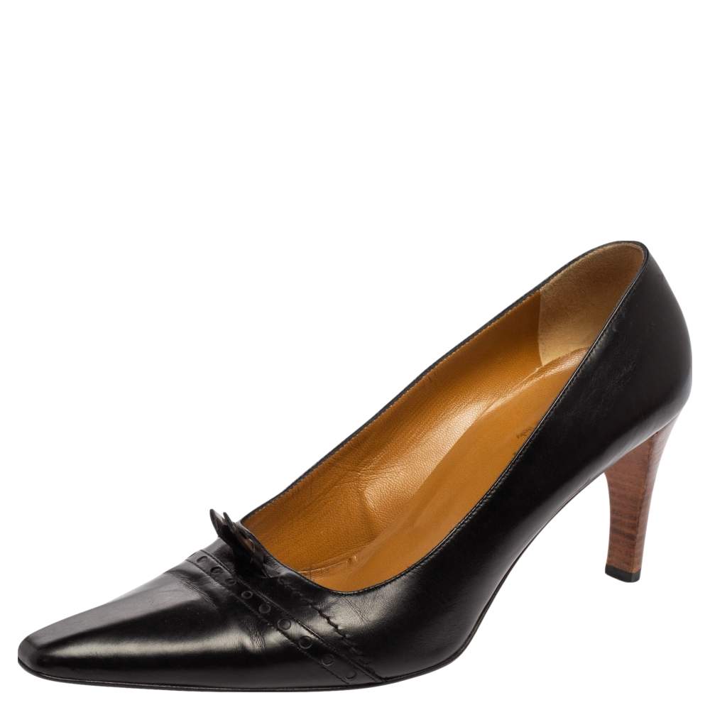 Pre Owned Gucci Black Leather Pointed Toe Pumps Size 39