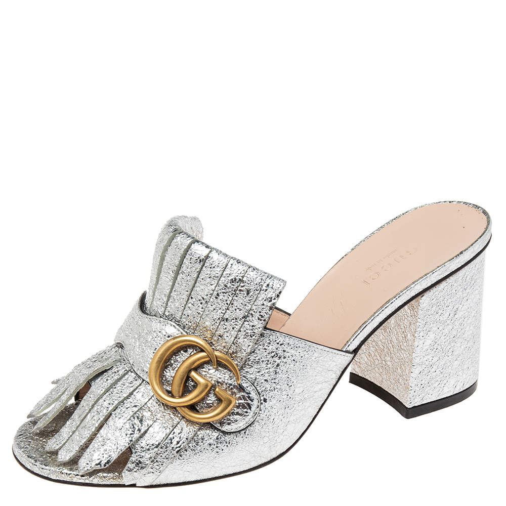 Pre Owned صندل سلايد غوتشي جي جي مارمونت جلد فويل فضي بشراشيب مقاس 38